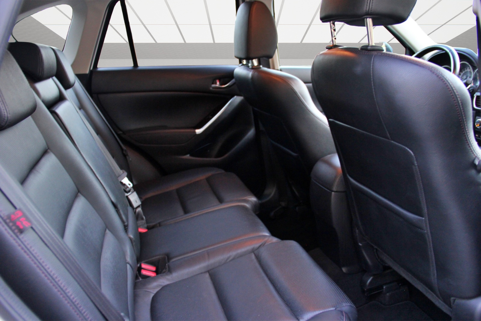 MAZDA CX-5 2.2 D HP Revolution AWD Automatic-image-11