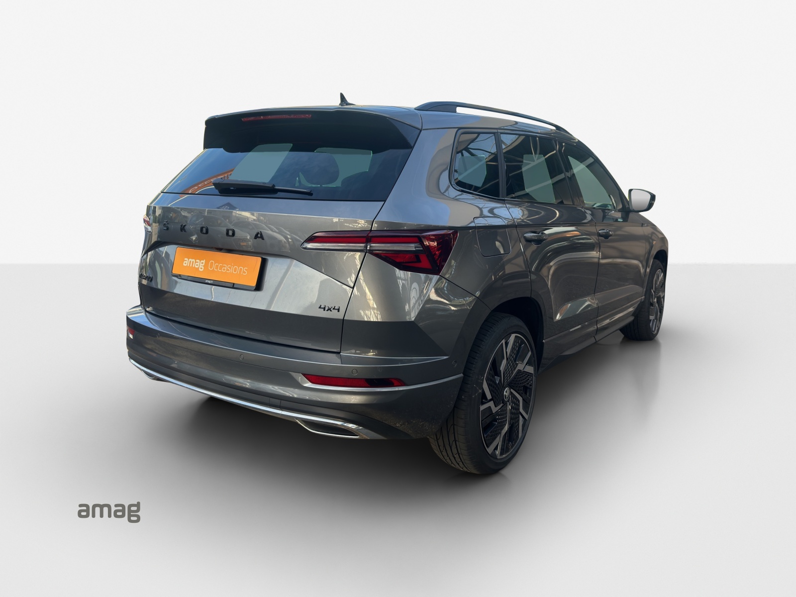SKODA Karoq 2.0 TSI SportLine 4x4 DSG-image-4