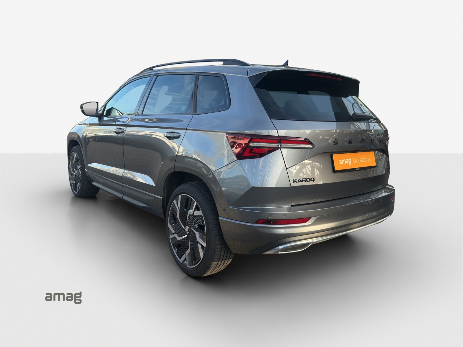 SKODA Karoq 2.0 TSI SportLine 4x4 DSG-image-2