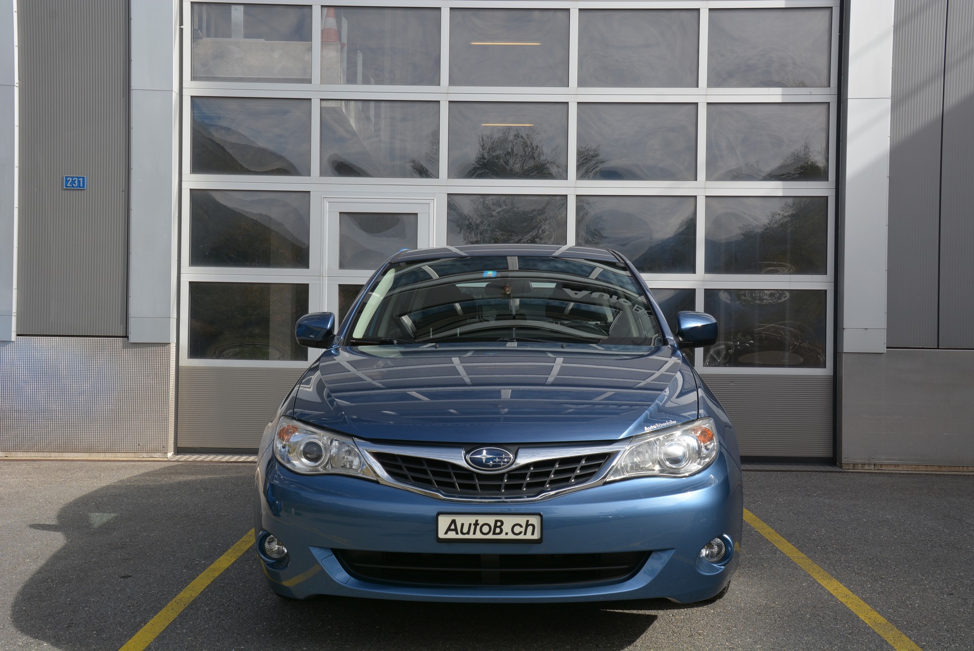 SUBARU Impreza 1.5R Swiss Automatic-image-2