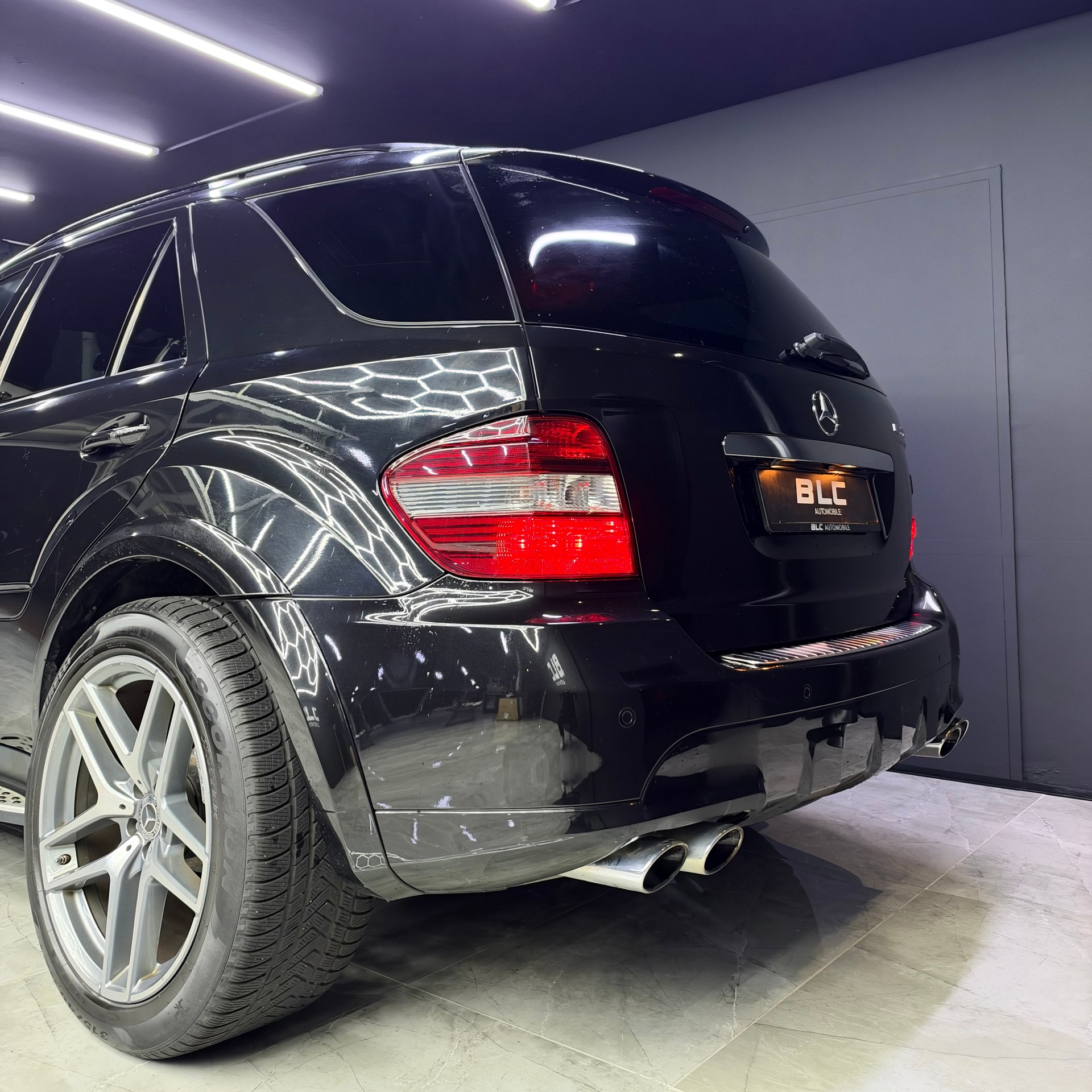 MERCEDES-BENZ ML 63 AMG 4Matic 7G-Tronic-image-5