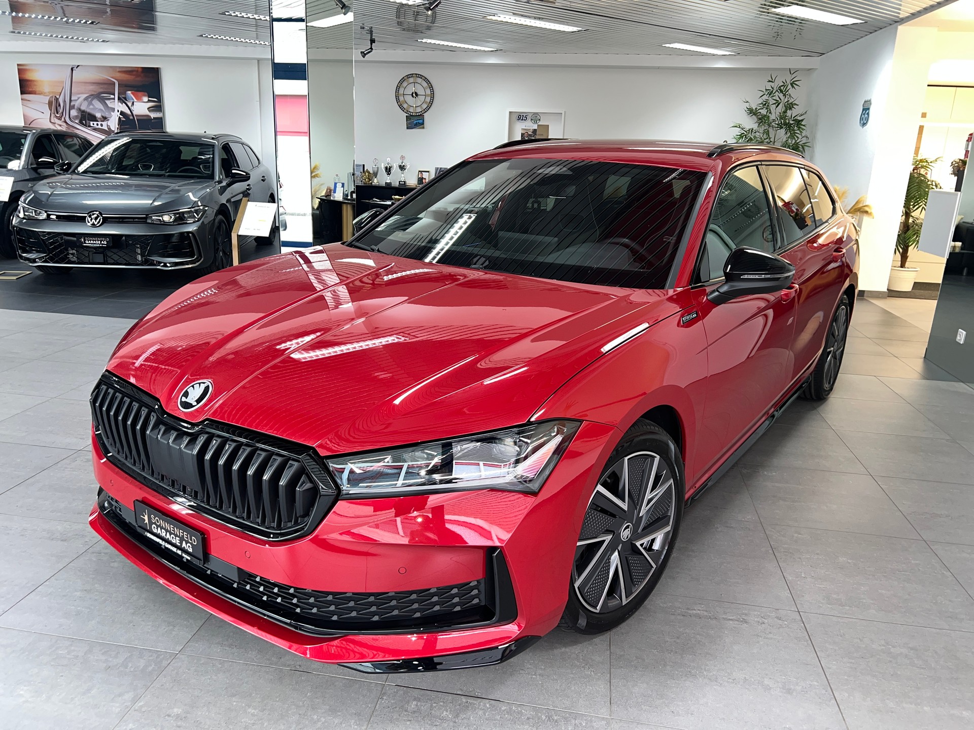 SKODA Superb Combi 2.0 TDi Sportline 4x4 DSG / 5 Jahre Garantie-image-1