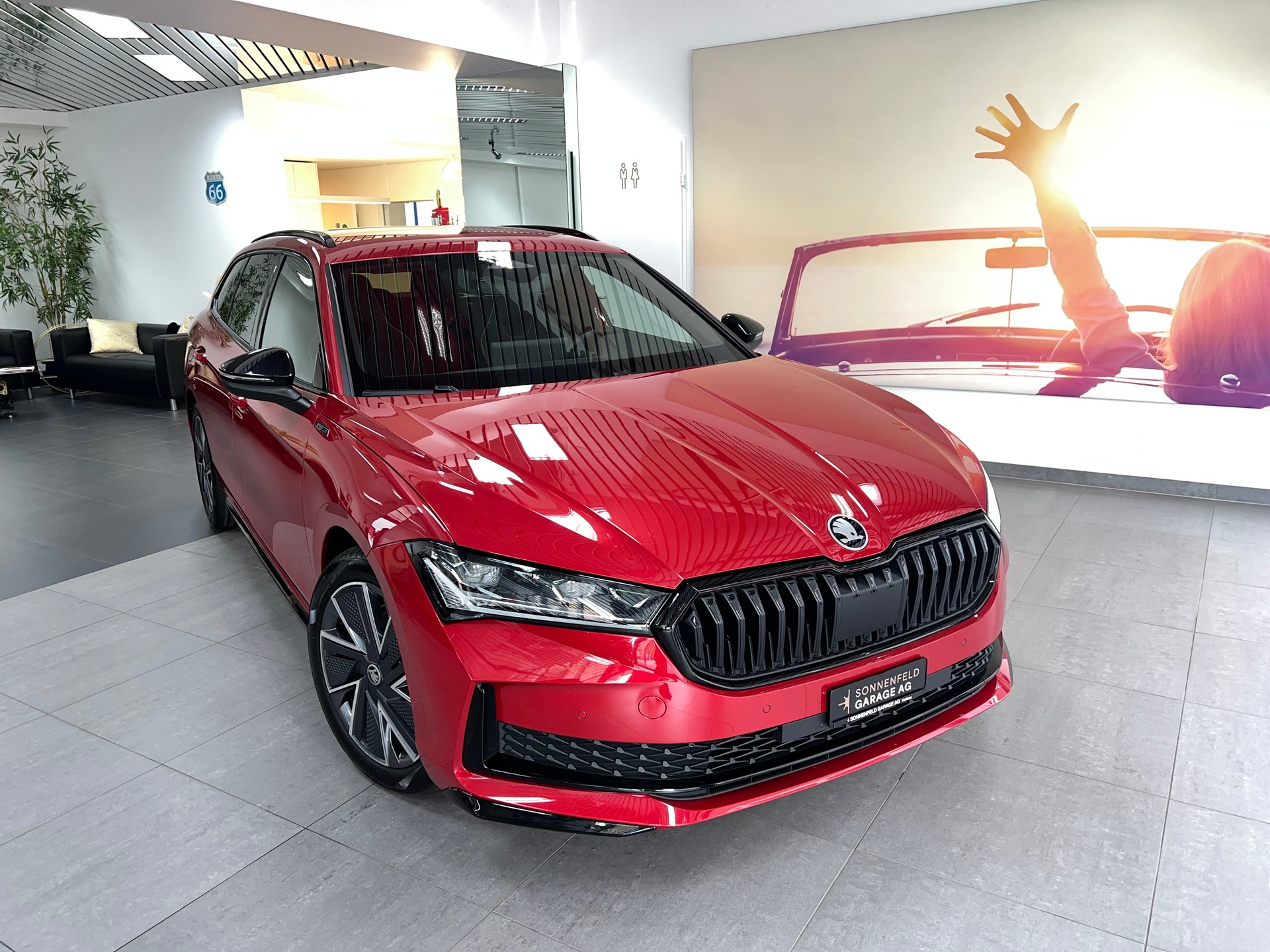 SKODA Superb Combi 2.0 TDi Sportline 4x4 DSG / 5 Jahre Garantie-image-0