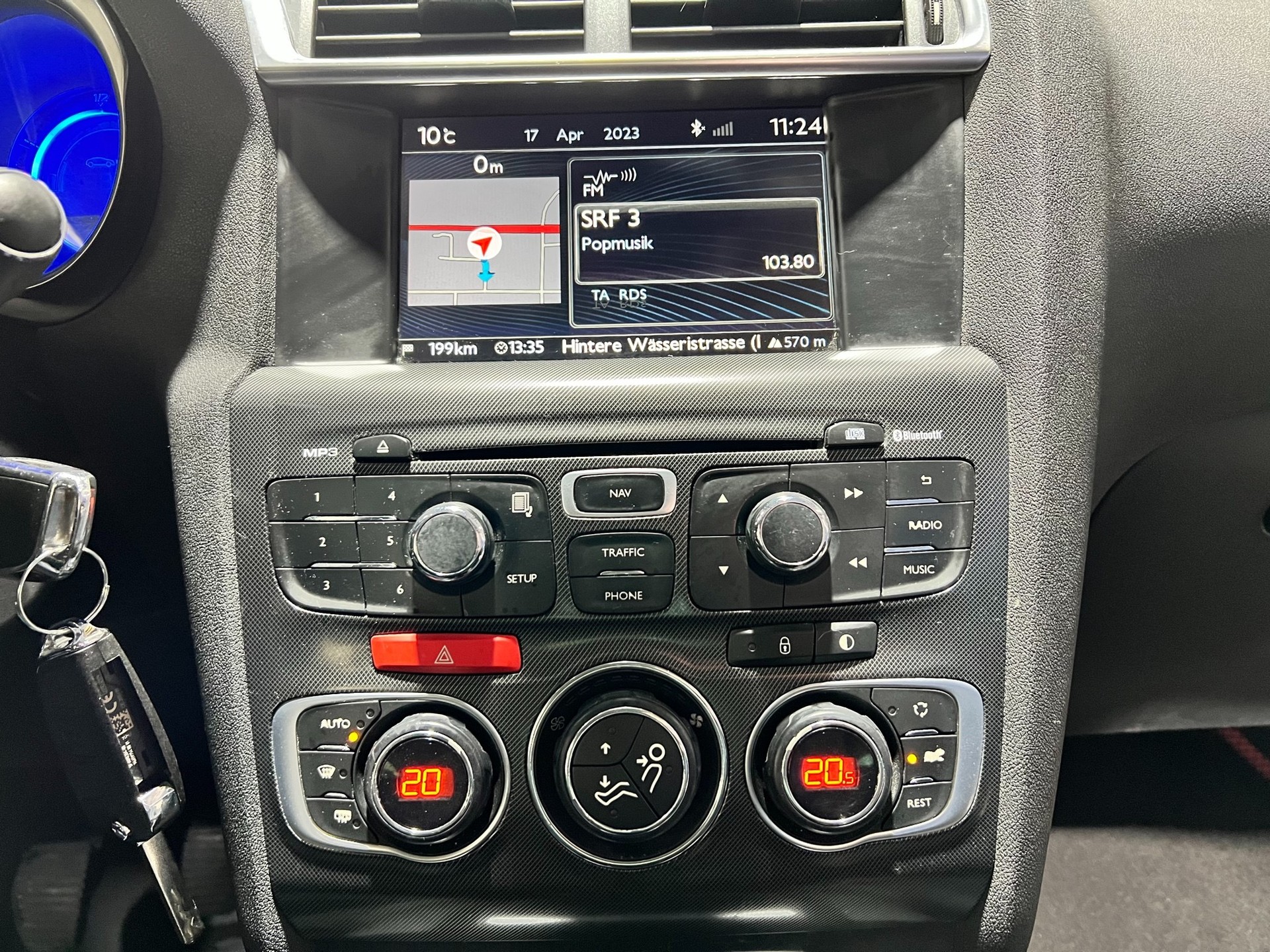 CITROEN C4 1.6 e-HDi Séduction-image-15