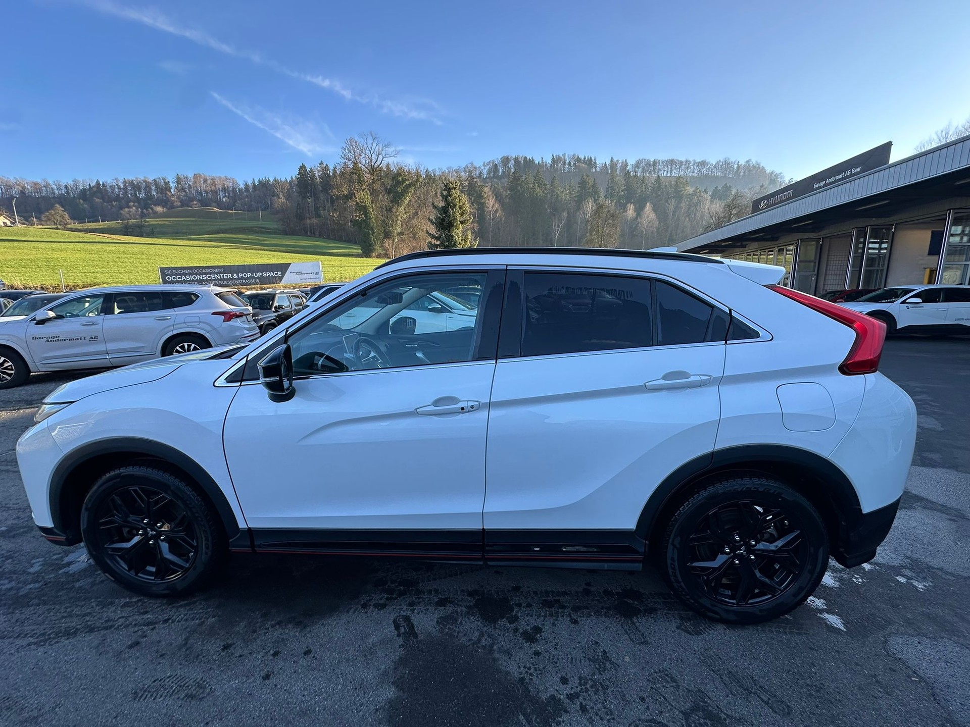 MITSUBISHI Eclipse Cross 1.5 T-Mivec Diamond 4WD CVT-showroom-element-3