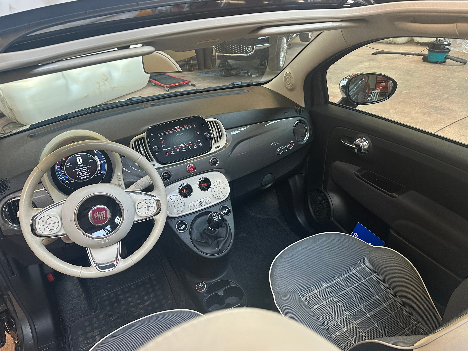 FIAT 500C Twin Air 0.9 Mirror-image-2