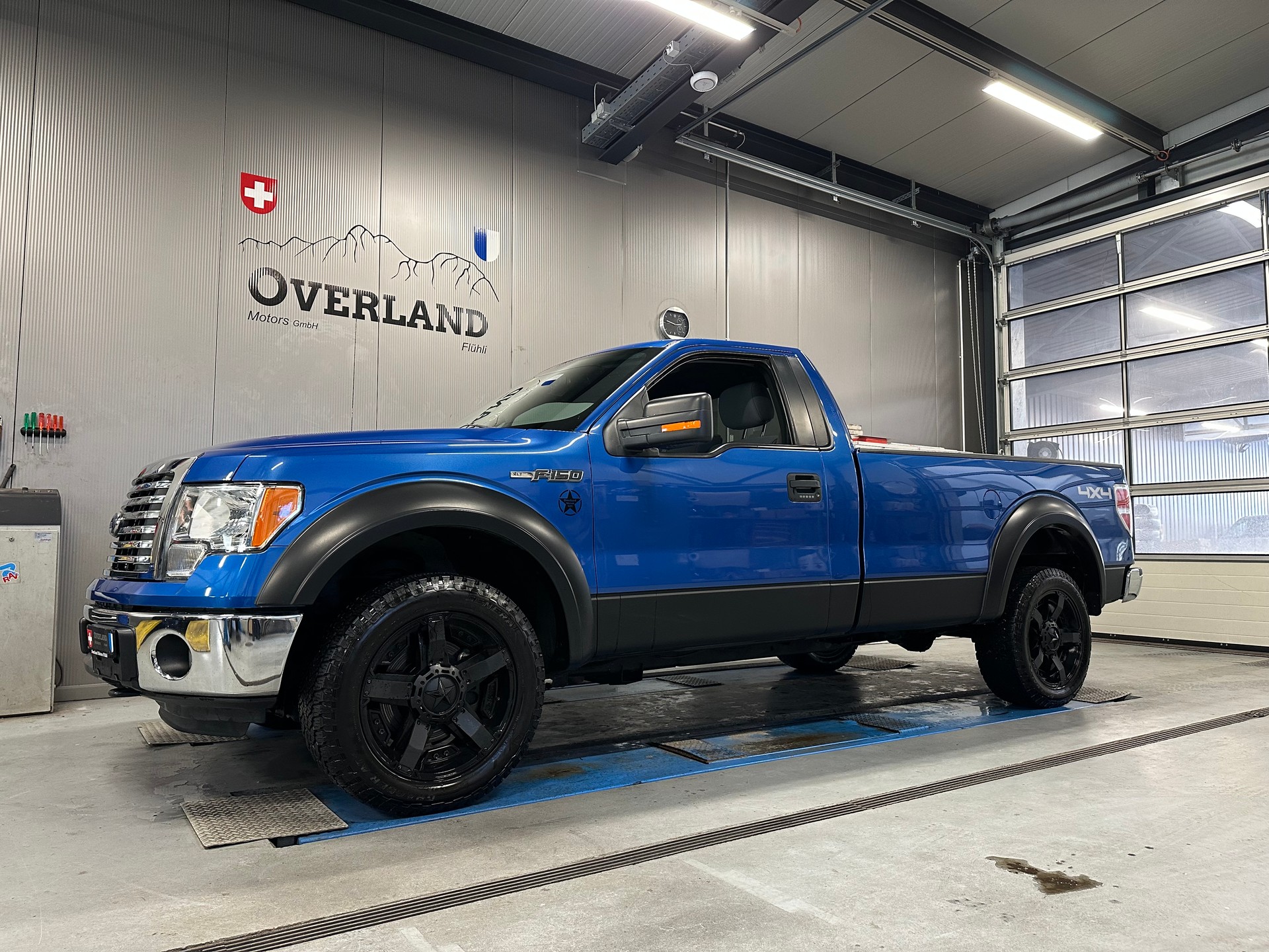 FORD F-150-image-1