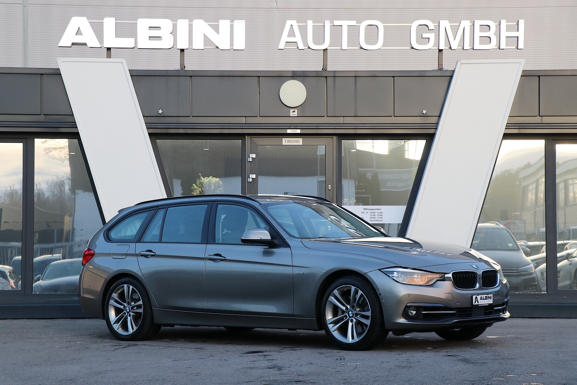 BMW 335d xDrive *Dähler 333 PS* Touring Sport Line Steptronic-image-1