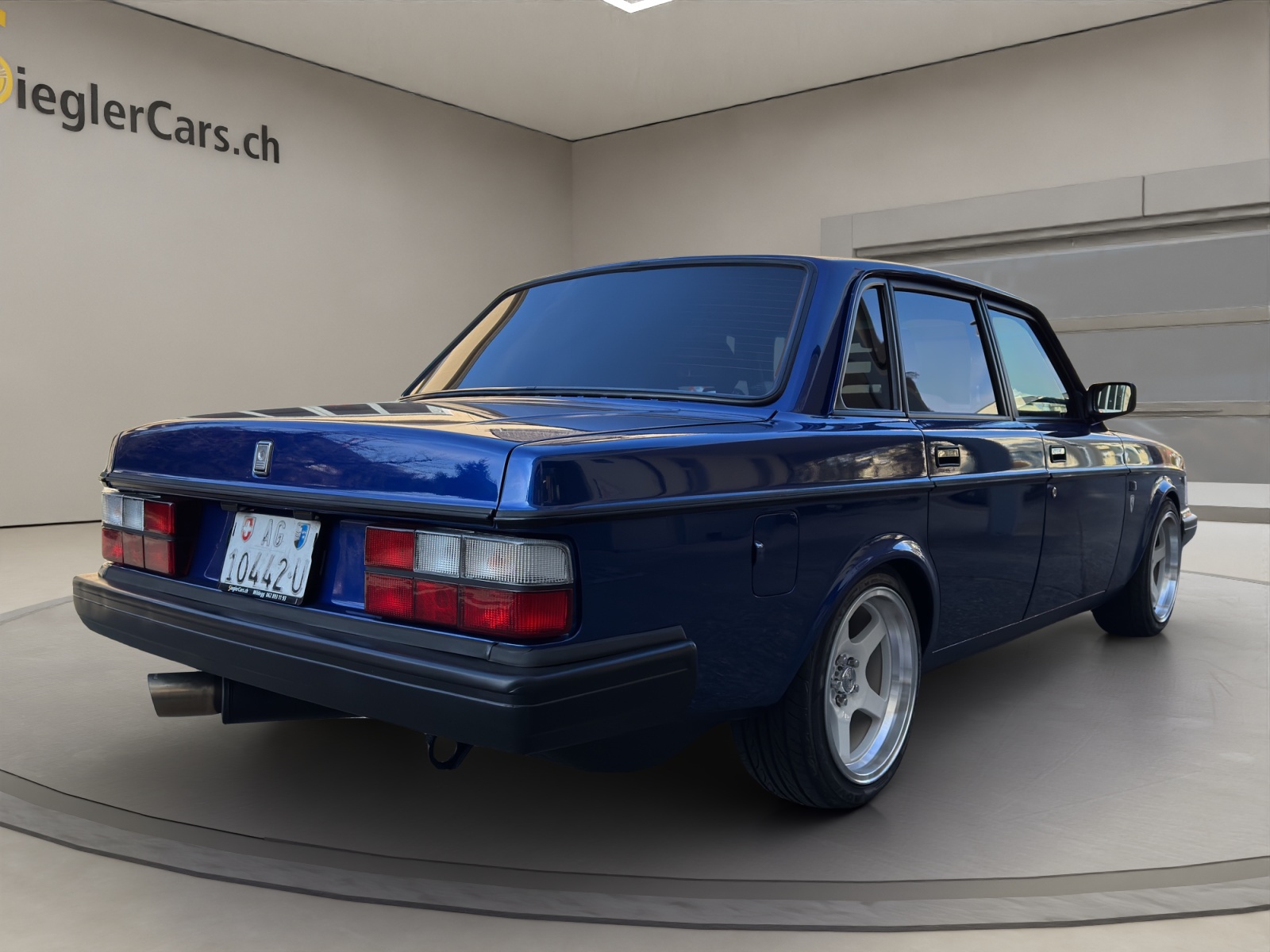 VOLVO 240 2.3-image-3