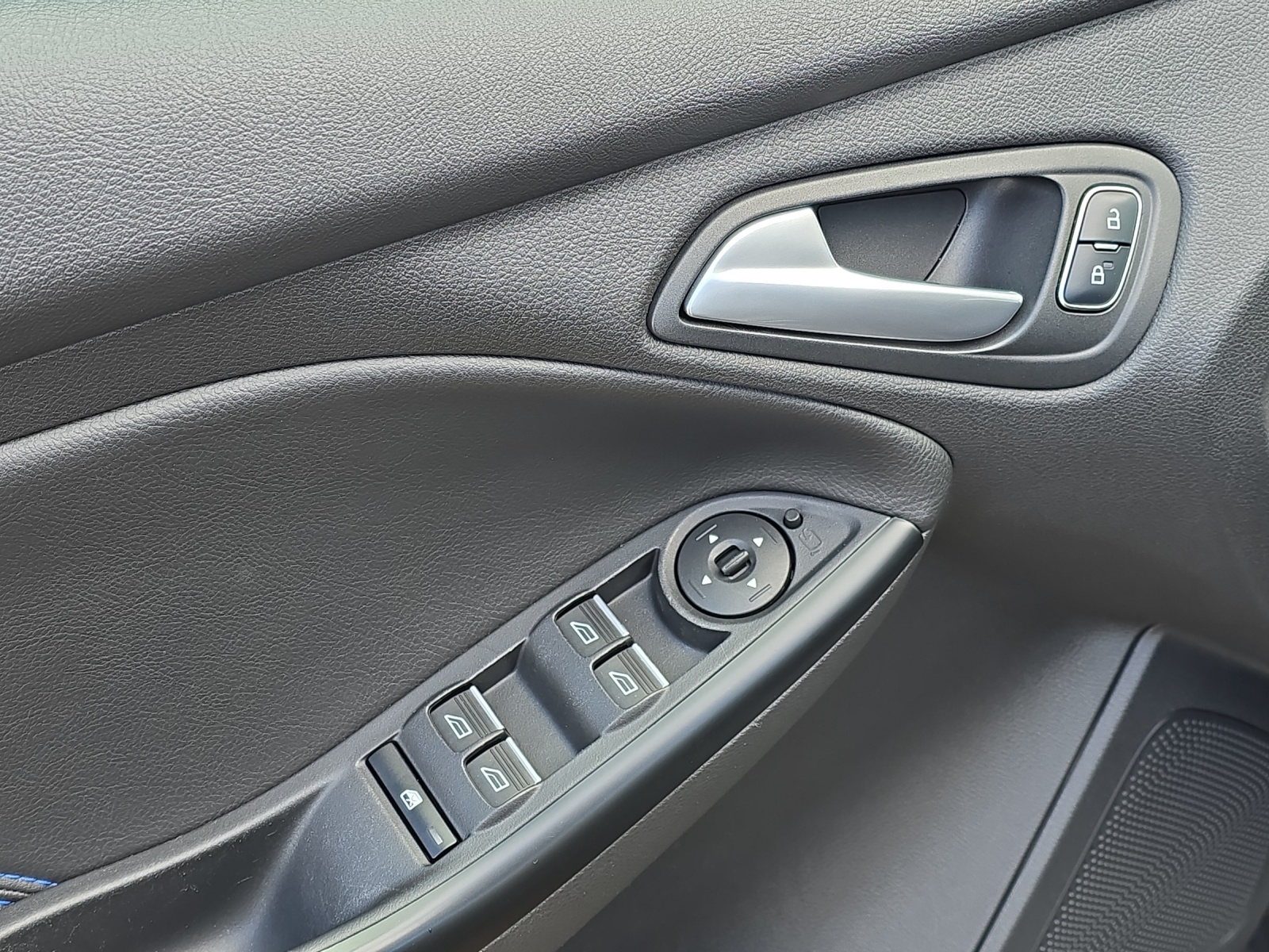 FORD Focus 2.3 EcoBoost RS AWD-image-27