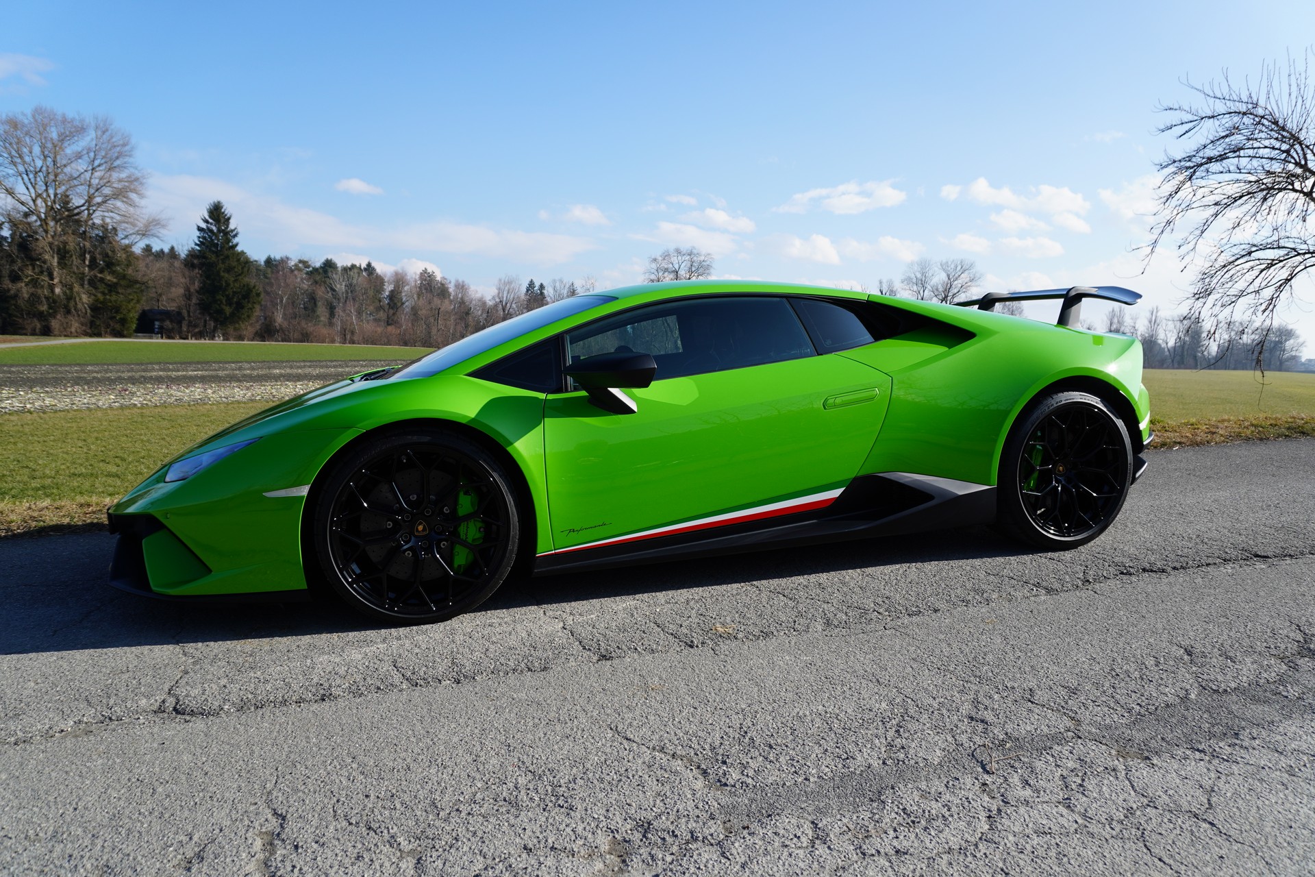 LAMBORGHINI Huracan LP640-4 Coupé Performante DCT-image-1