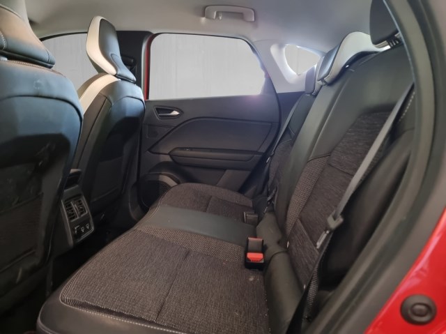 RENAULT Captur 1.6 E-Tech Plug-in Inte-image-6