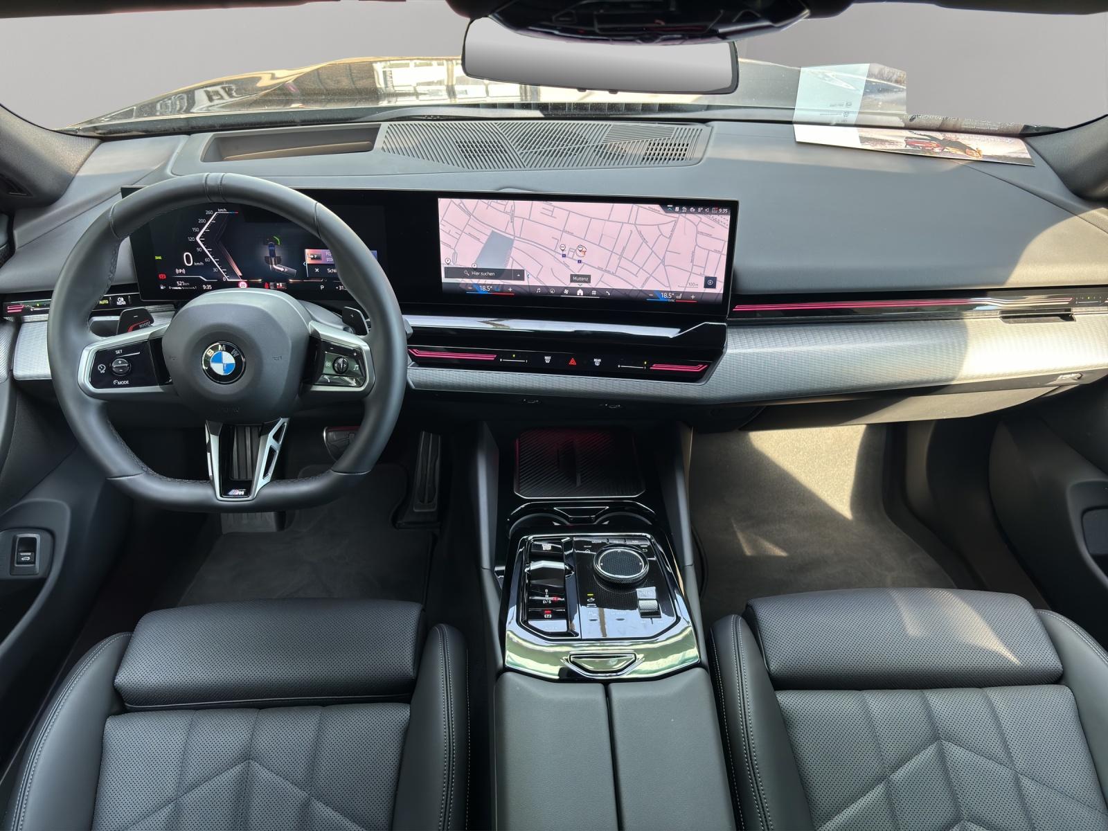 BMW 520d xDrive Touring-image-6