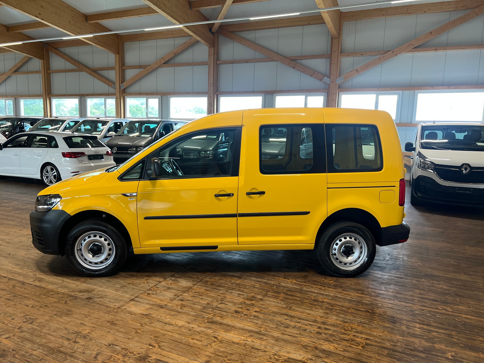 VW Caddy 2.0TDI BlueMotion Technology 4M.-image-7