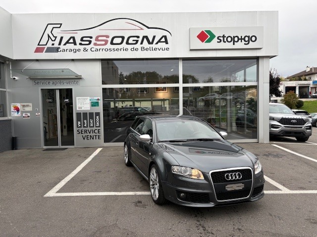 AUDI RS4 Avant 4.2 V8 quattro-image-0
