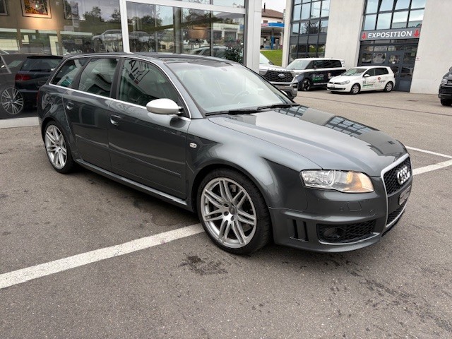 AUDI RS4 Avant 4.2 V8 quattro-image-1