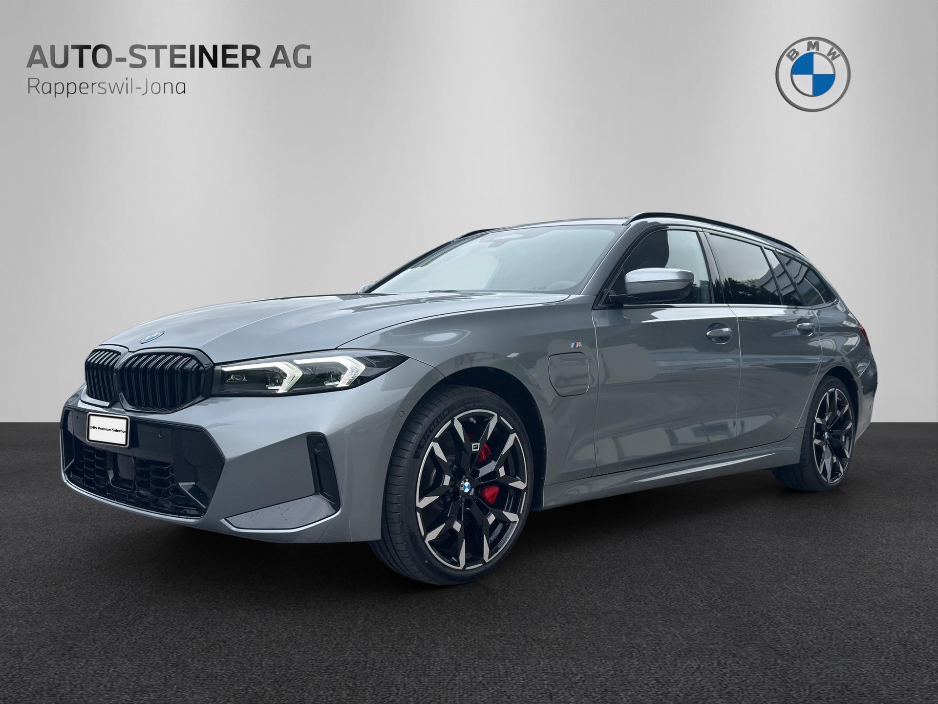 BMW 330e xDrive Touring M Sportpaket Pro