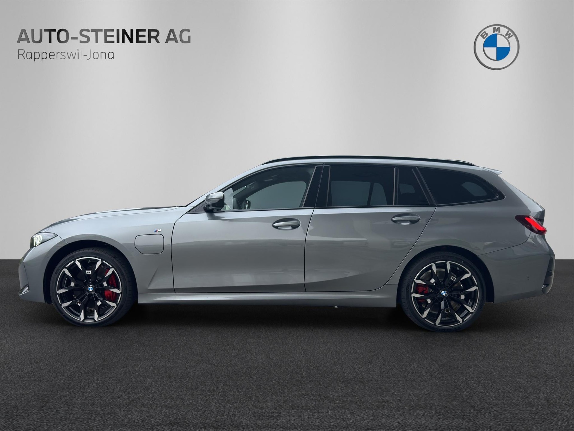 BMW 330e xDrive Touring M Sportpaket Pro-image-1