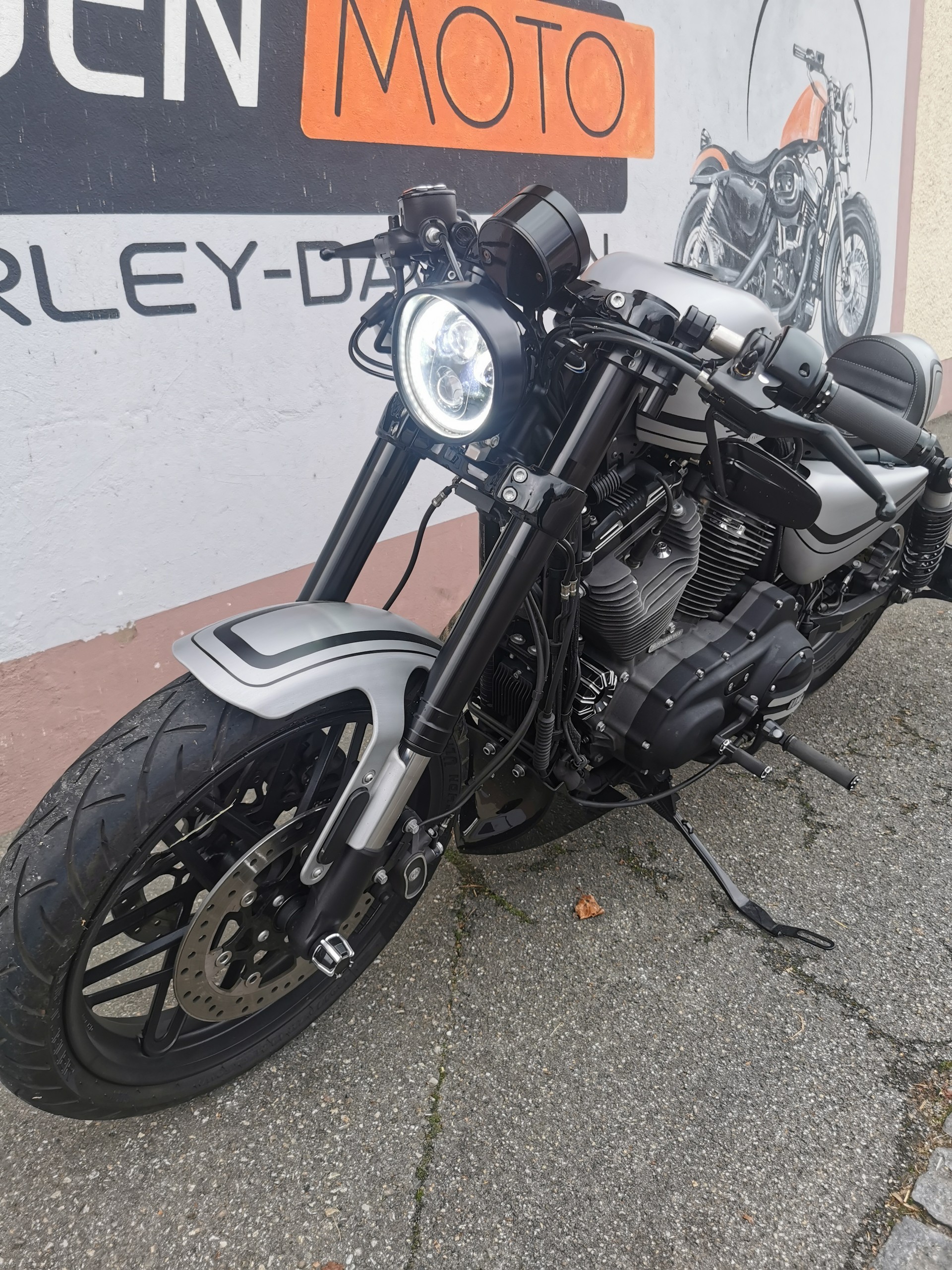 HARLEY-DAVIDSON XL 1200 CX Sportster Roadster ABS-image-1