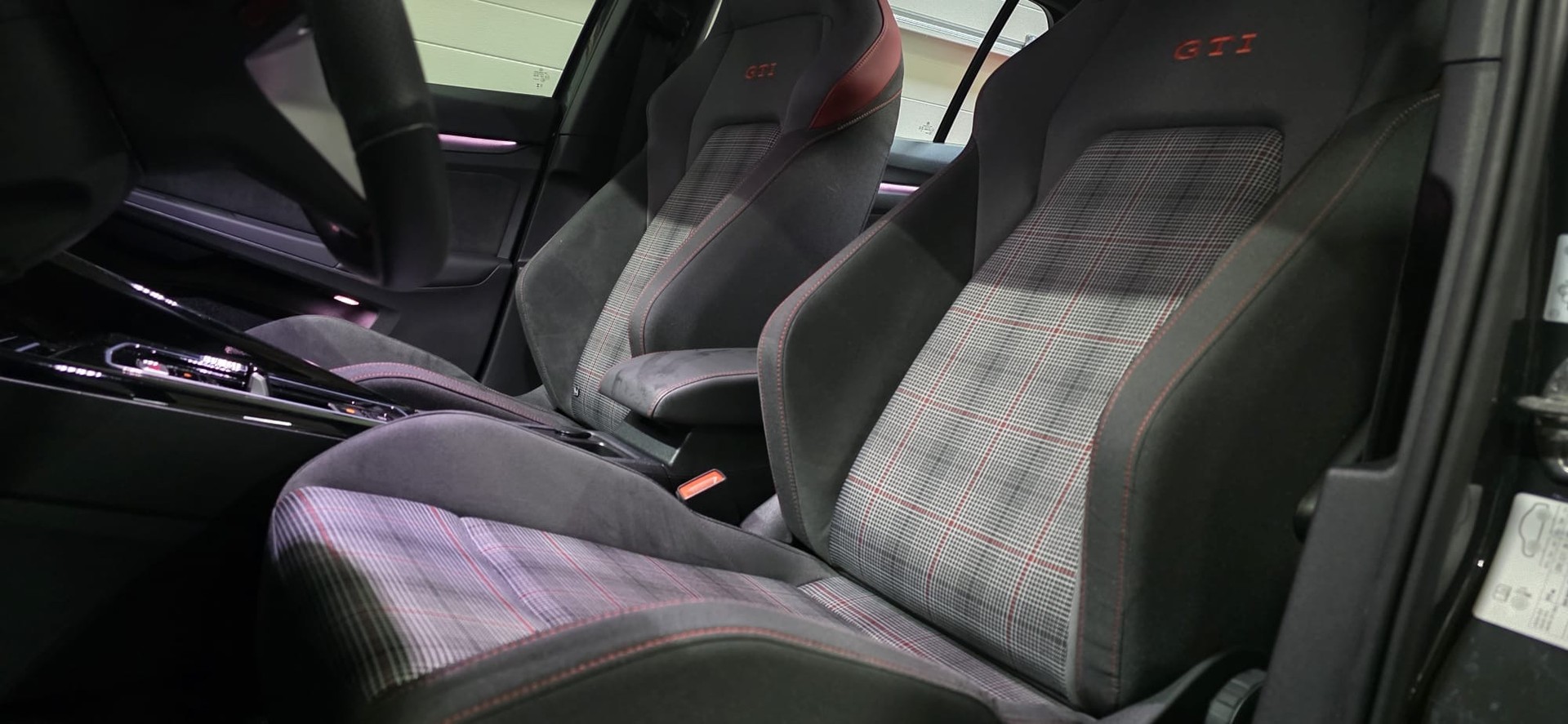 VW Golf 2.0 TSI GTI DSG *266 PS*-image-8