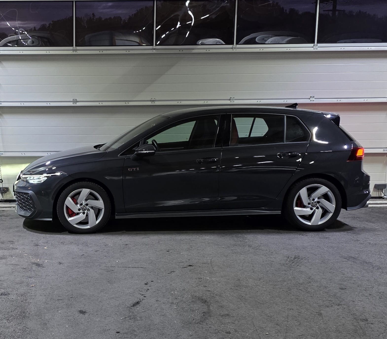 VW Golf 2.0 TSI GTI DSG *266 PS*-image-1