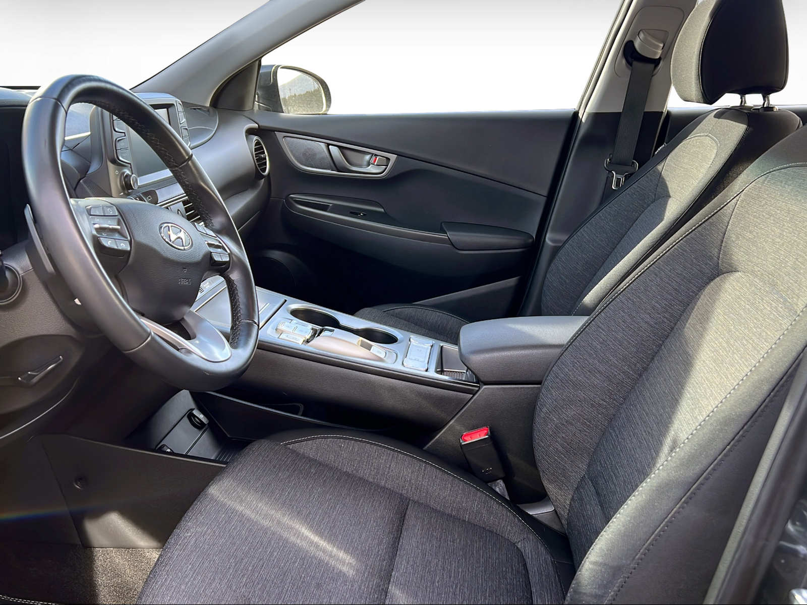 HYUNDAI Kona EV Pica-image-2