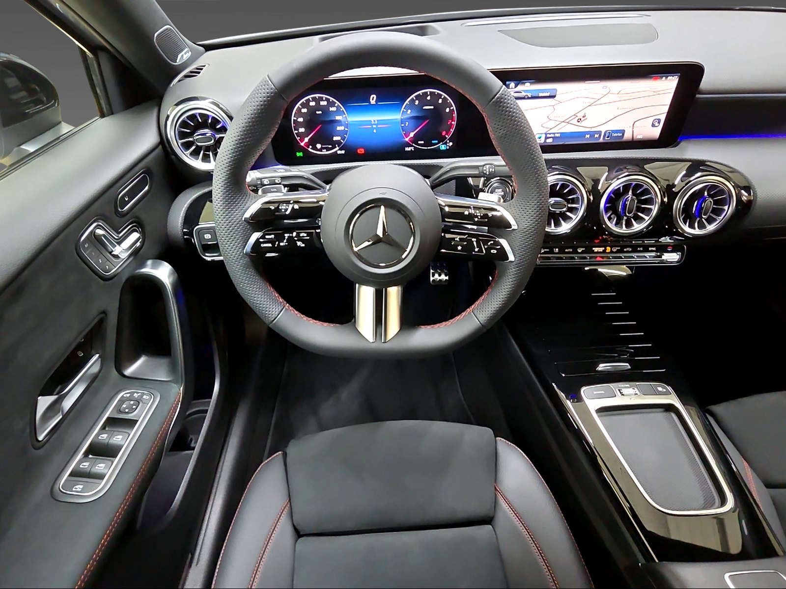 MERCEDES-BENZ A 250 4Matic-image-8