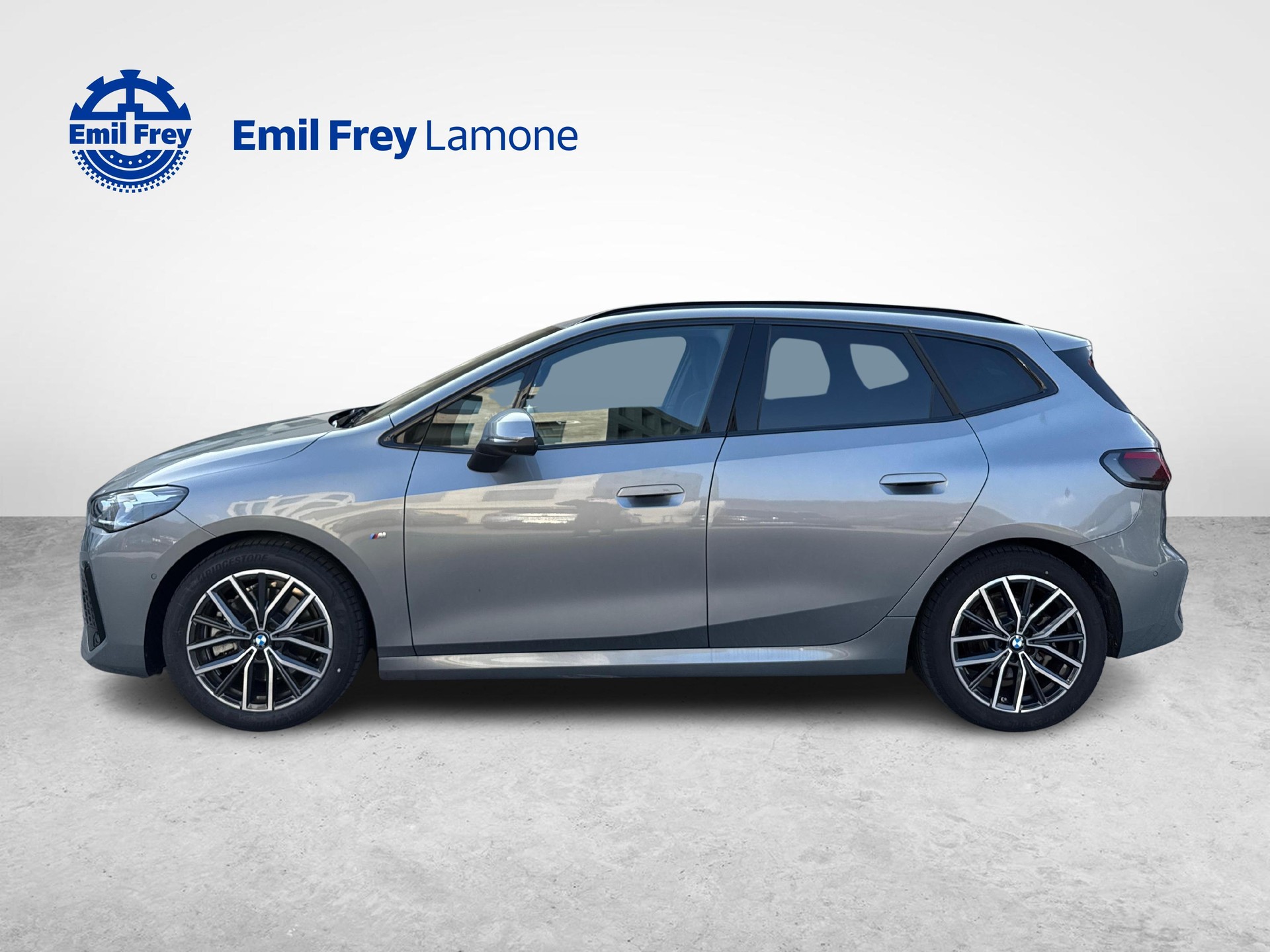 BMW 223i xDrive Active Tourer-image-2