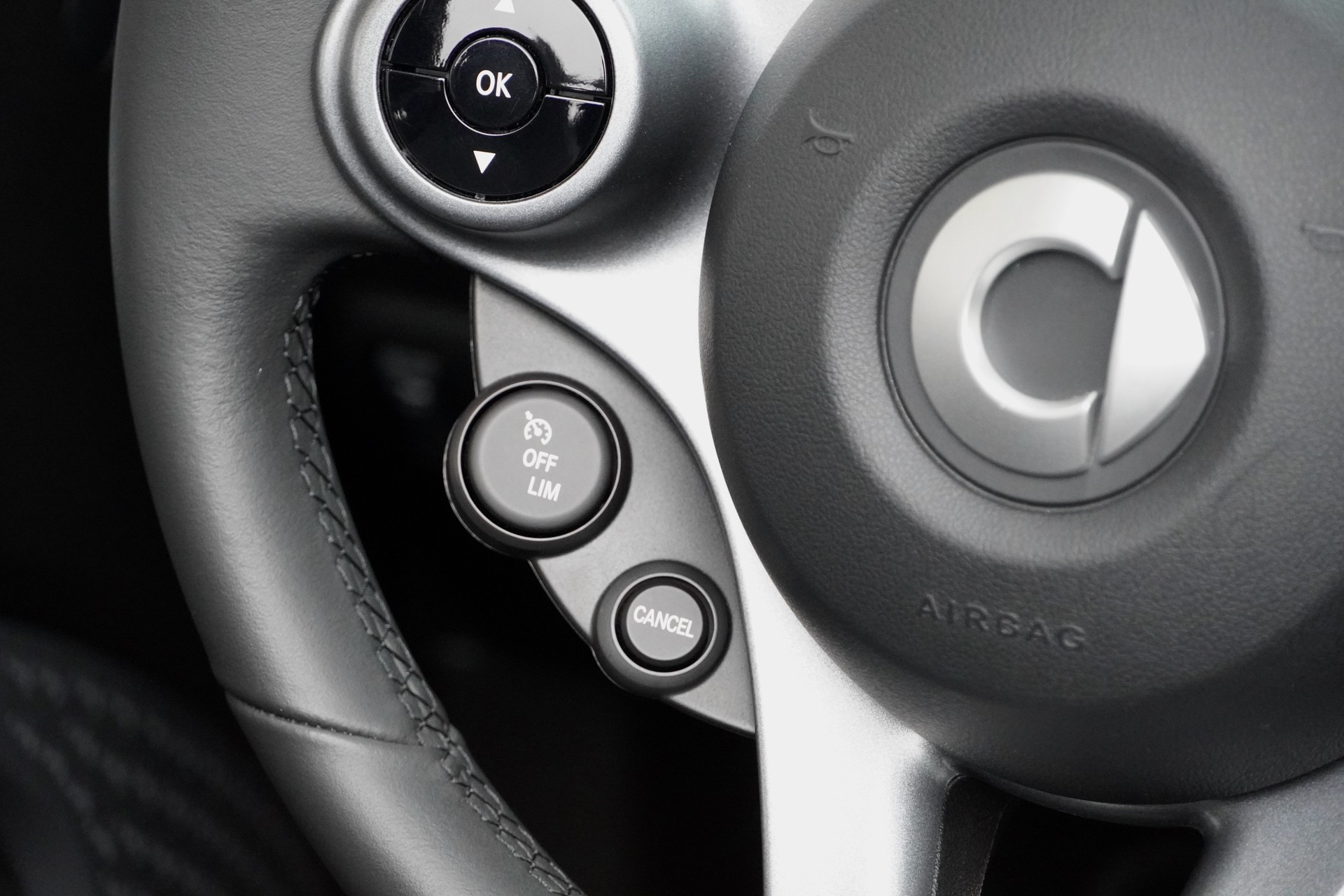 SMART fortwo EQ prime (incl. battery)-image-17