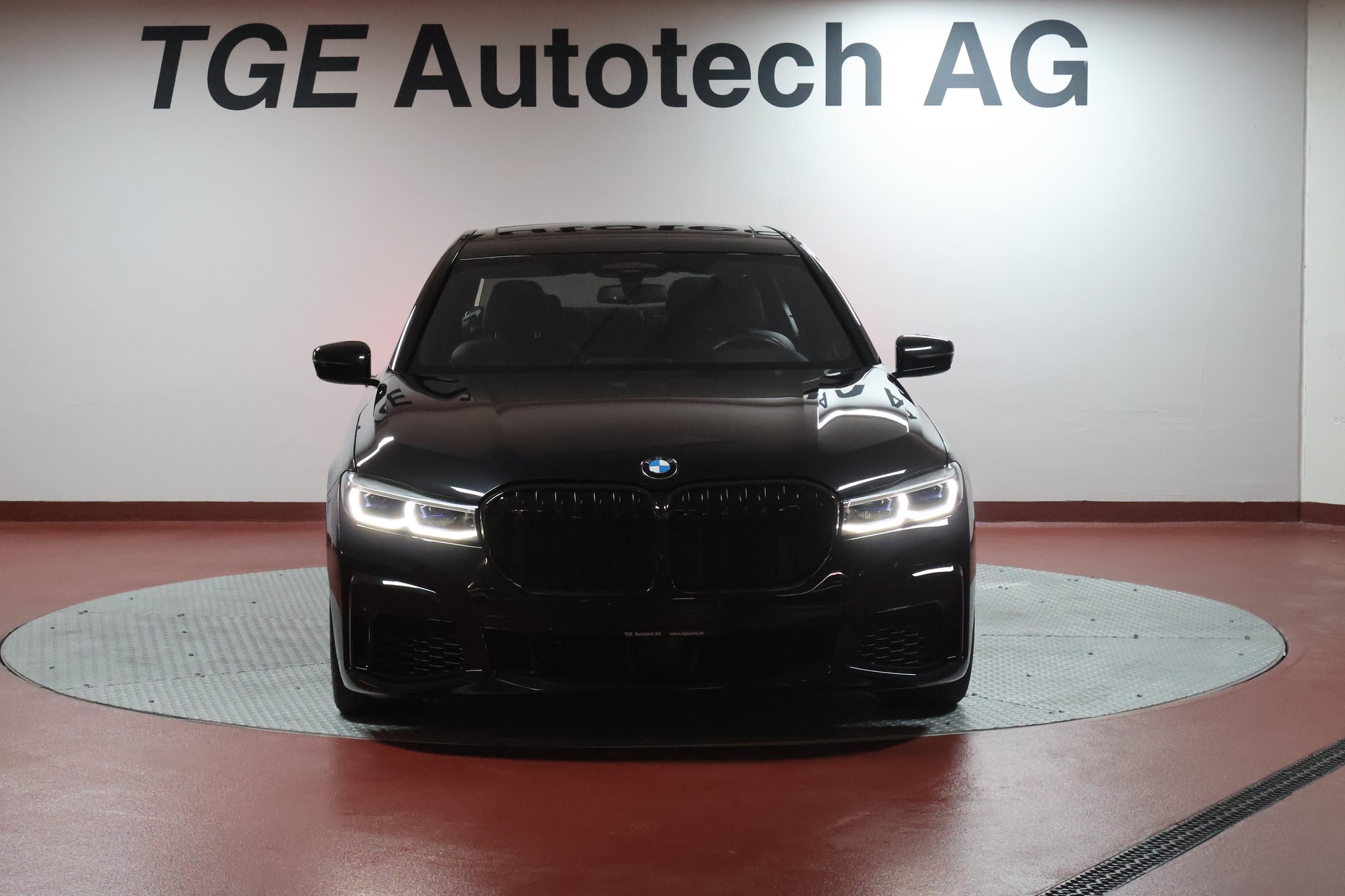 BMW 750Li xDrive M Sport Steptronic-image-1