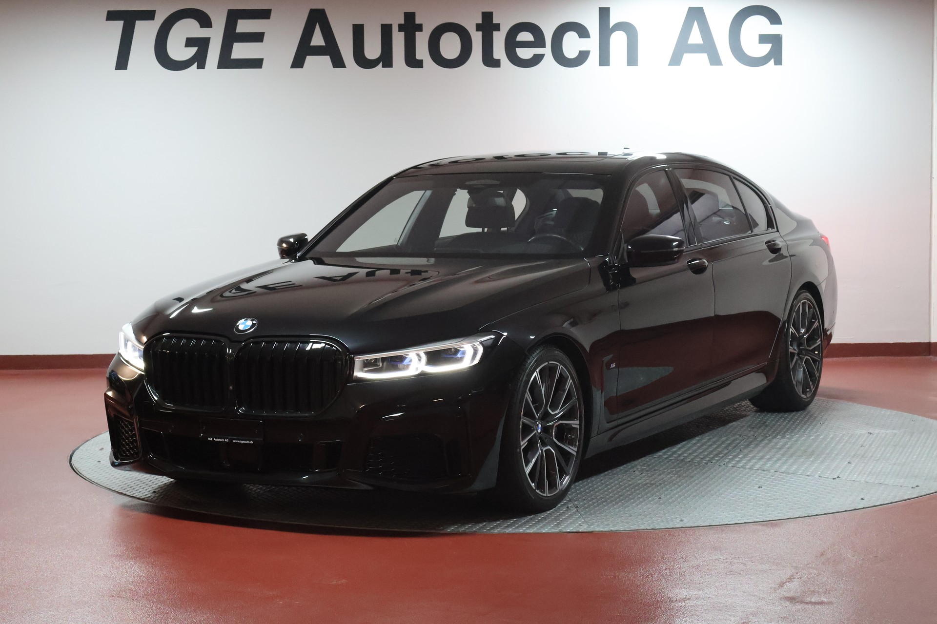 BMW 750Li xDrive M Sport Steptronic-image-0