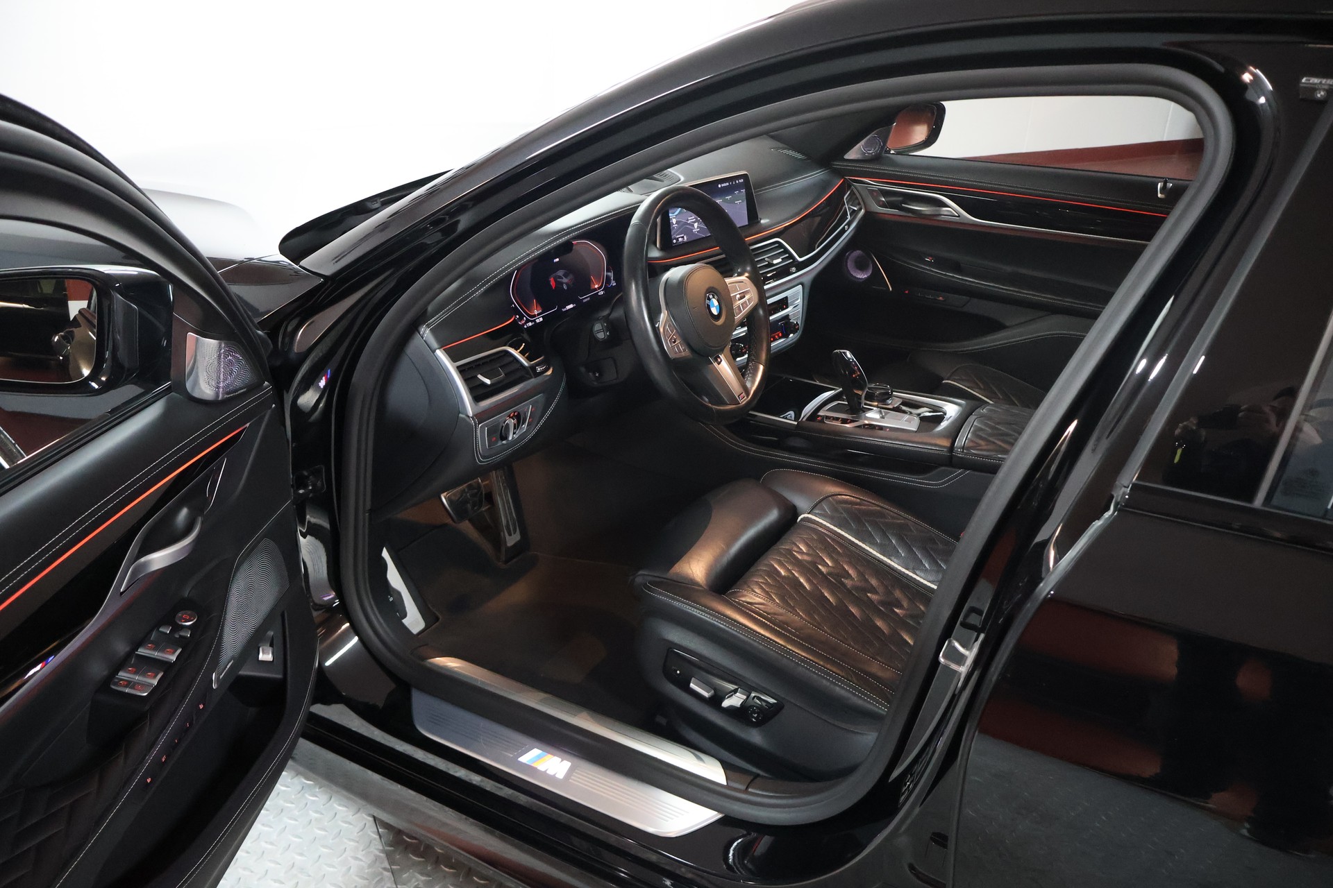 BMW 750Li xDrive M Sport Steptronic-image-7