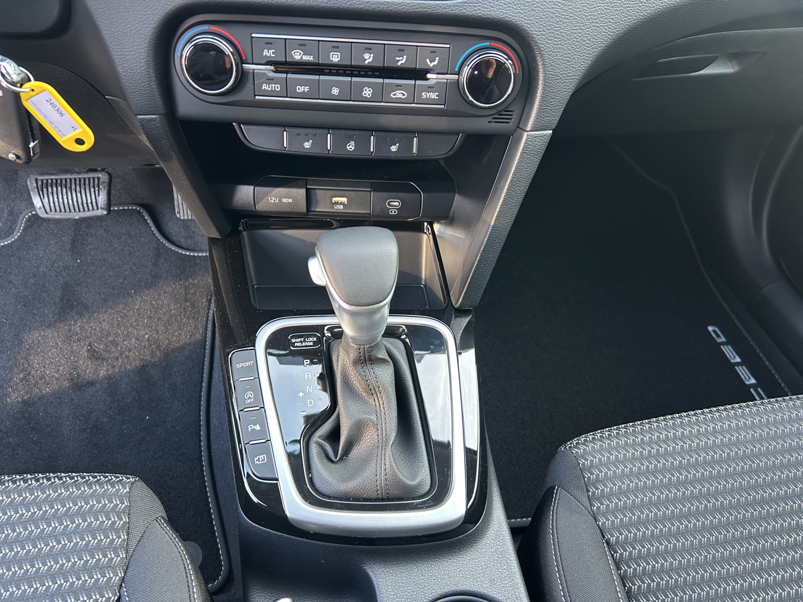 KIA Ceed SW 1.5 T-GDi Power-image-13
