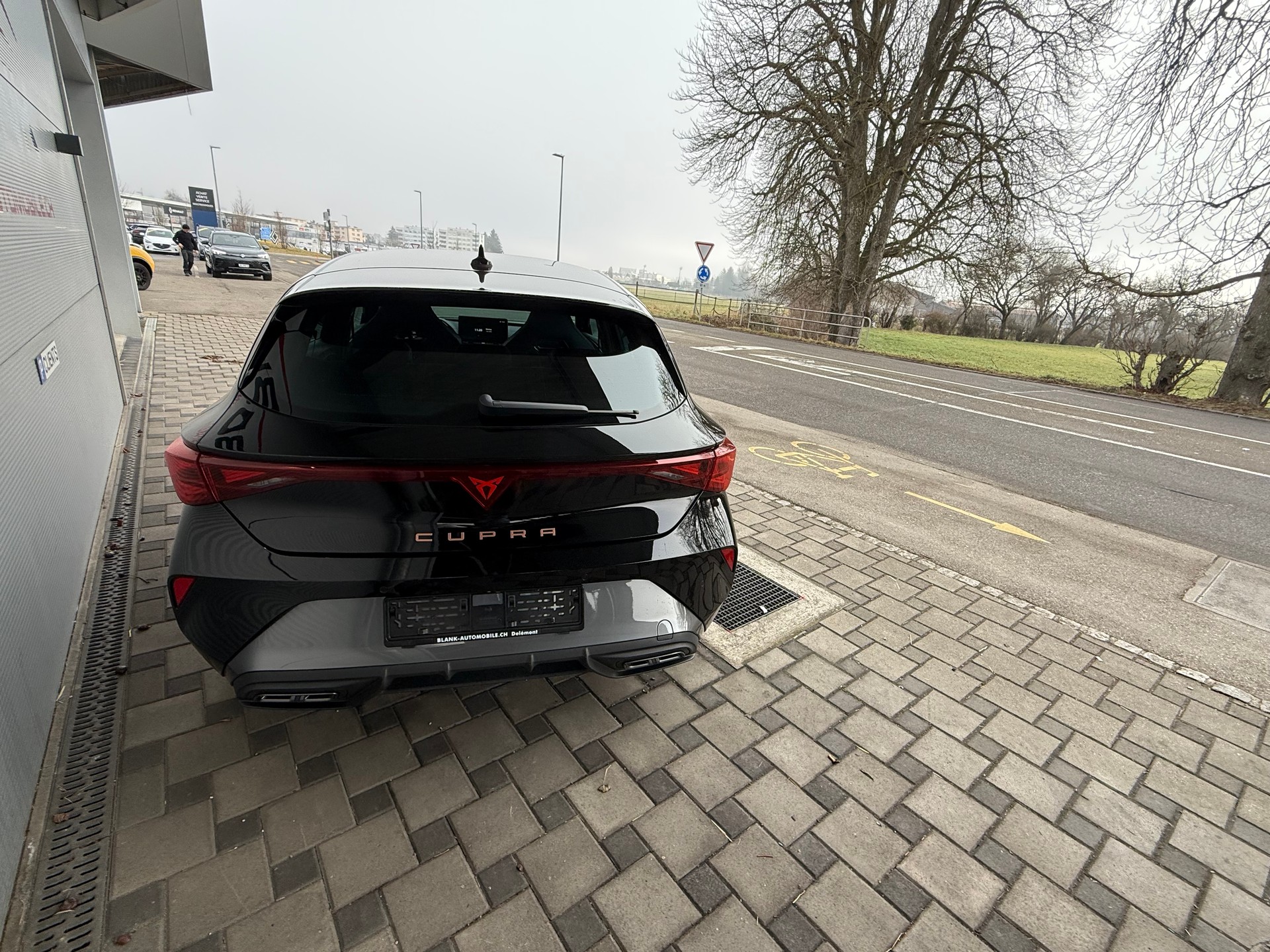 CUPRA LEON 1.5 TSI DSG / 5ans garantie/100'000km-image-4