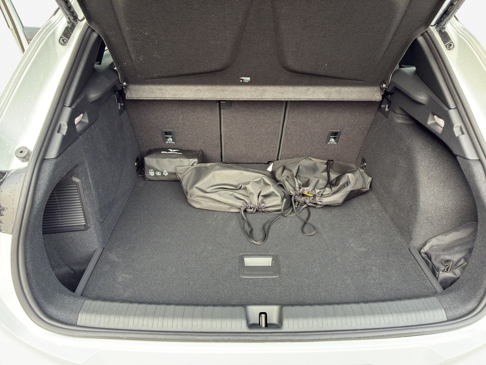 CUPRA Terramar 1.5 eHybrid Prime Edition VZ DSG-image-12