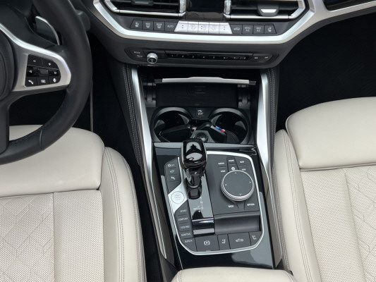 BMW M440i xDrive 48V Cabrio-image-11