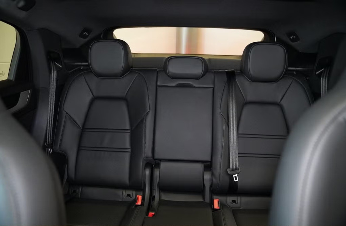 PORSCHE Cayenne Coupé E-Hybrid Tiptronic-image-11