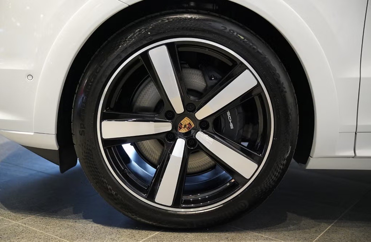PORSCHE Cayenne Coupé E-Hybrid Tiptronic-image-1