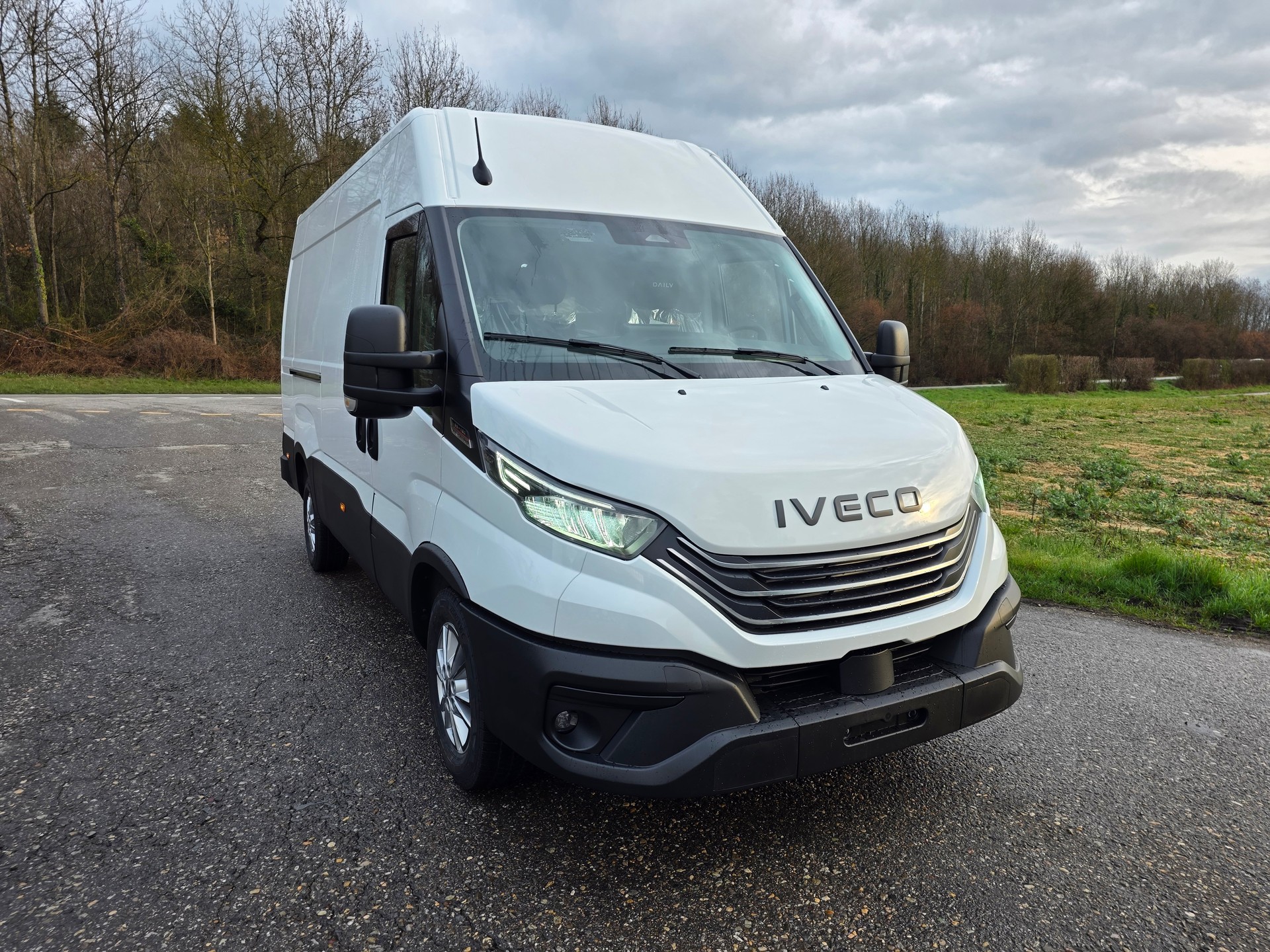 IVECO 35 S 18H V-image-1