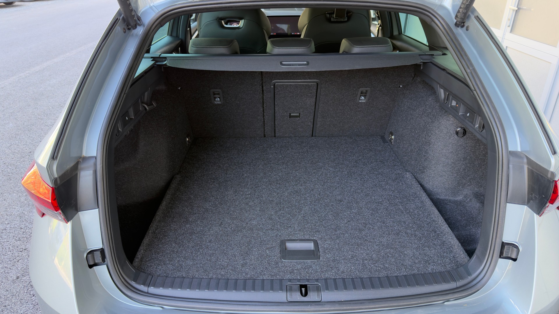 SKODA Octavia Combi 2.0 TSI Dynamic 4x4 DSG-image-5