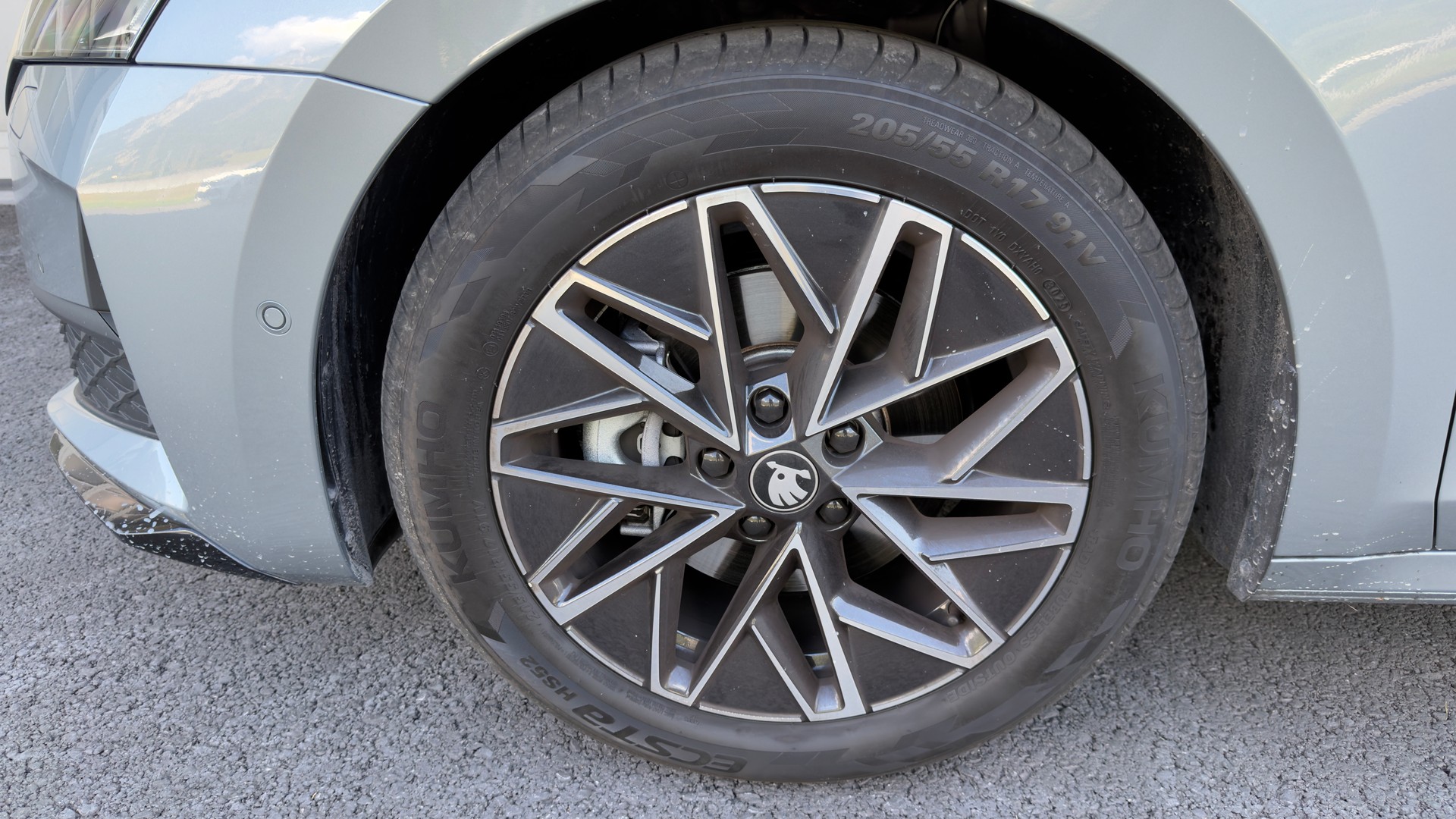 SKODA Octavia Combi 2.0 TSI Dynamic 4x4 DSG-image-3