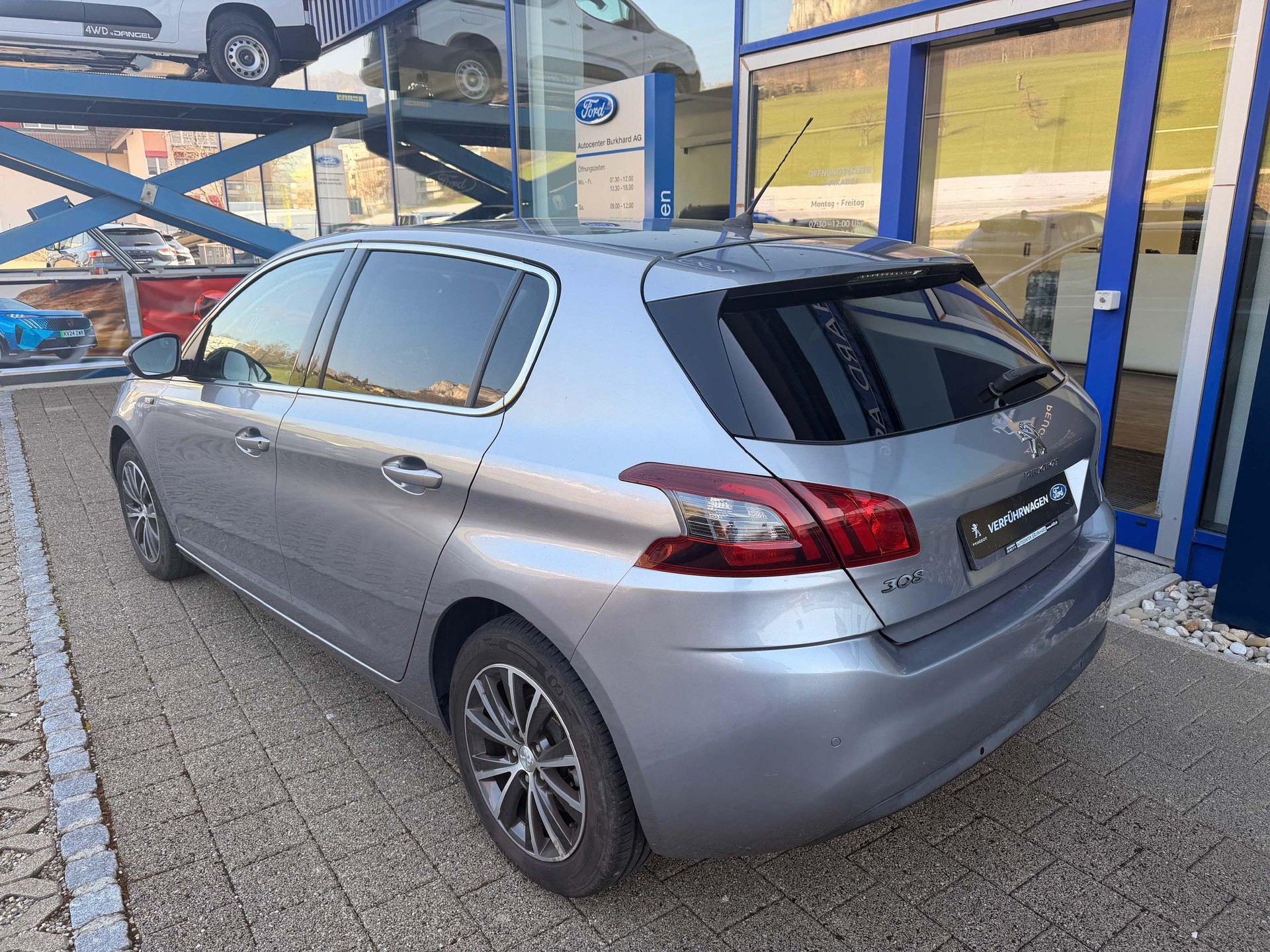 PEUGEOT 308 1.6 BlueHDi Style, DPF, Zahnriemen neu-image-6