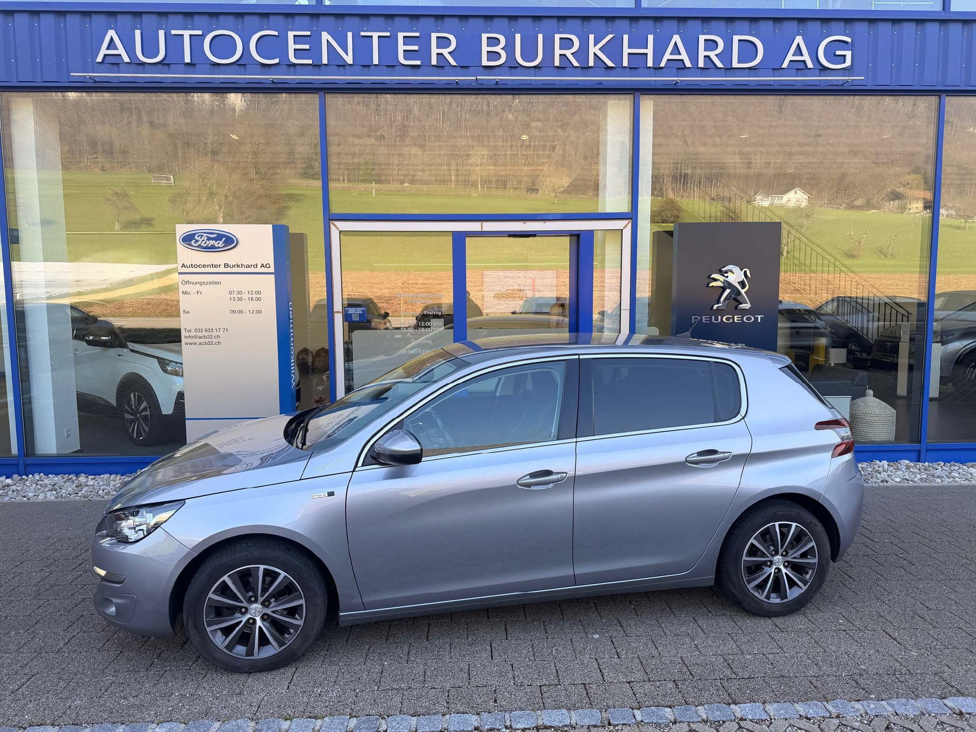 PEUGEOT 308 1.6 BlueHDi Style, DPF, Zahnriemen neu-image-0