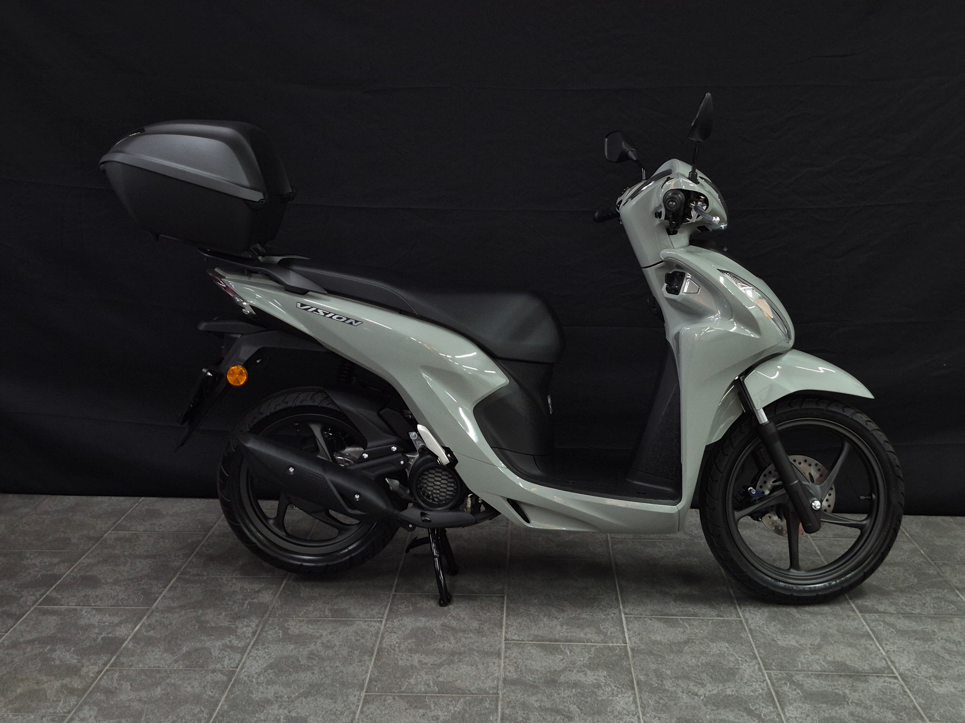 HONDA NSC Vision 110-showroom-element-3