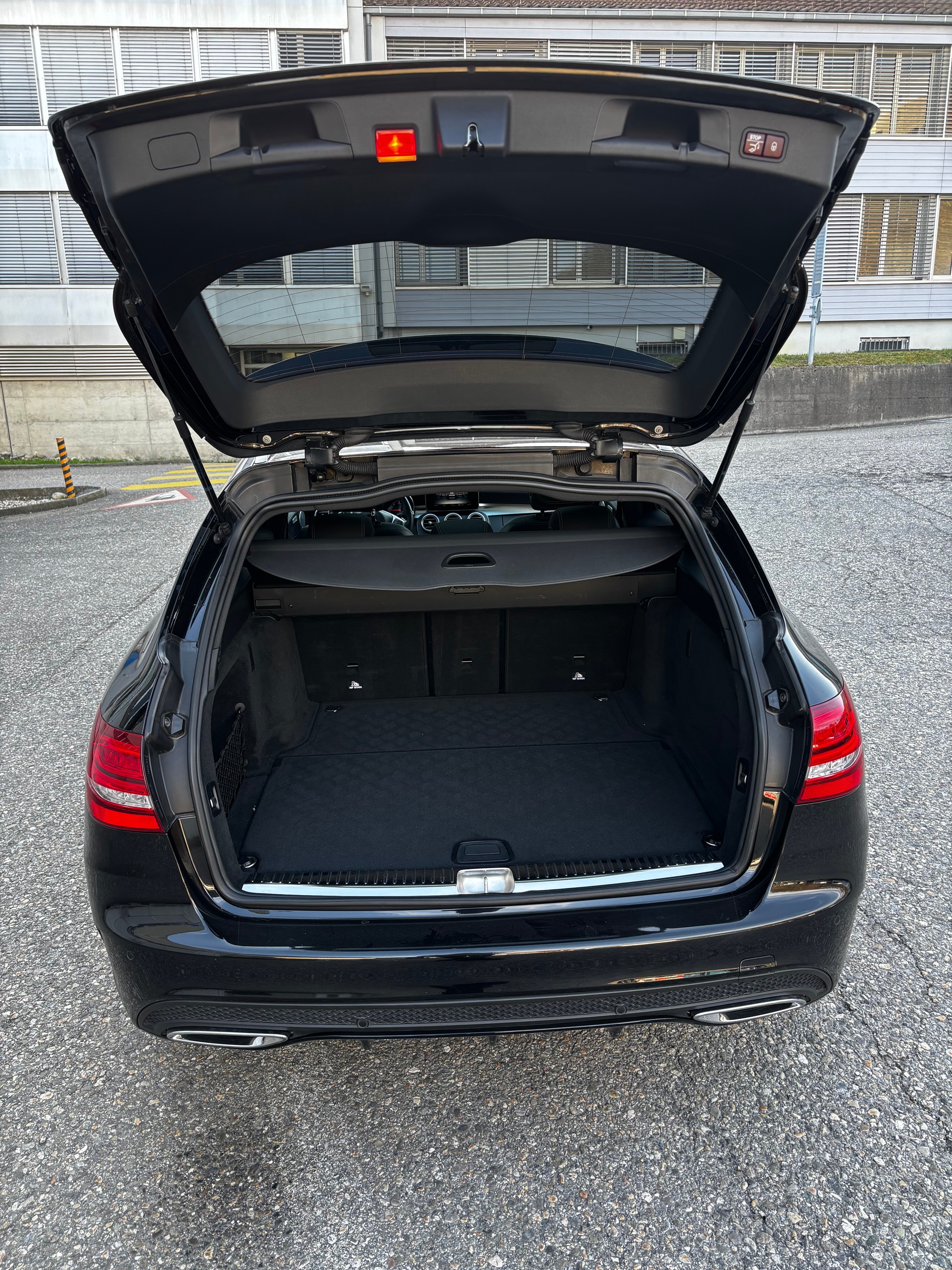 MERCEDES-BENZ C 250 d Swiss Star Exclusive 4Matic 9G-Tronic-image-14