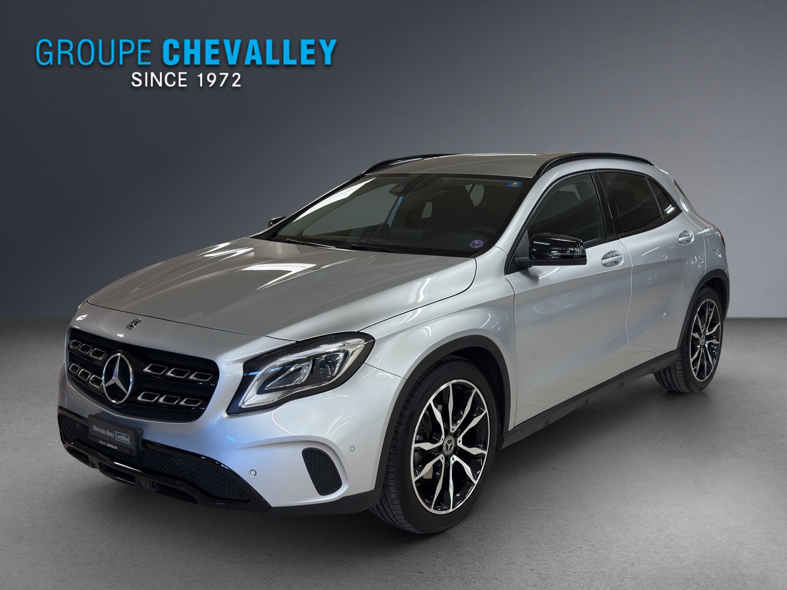MERCEDES-BENZ GLA 200 Night Star-image-0