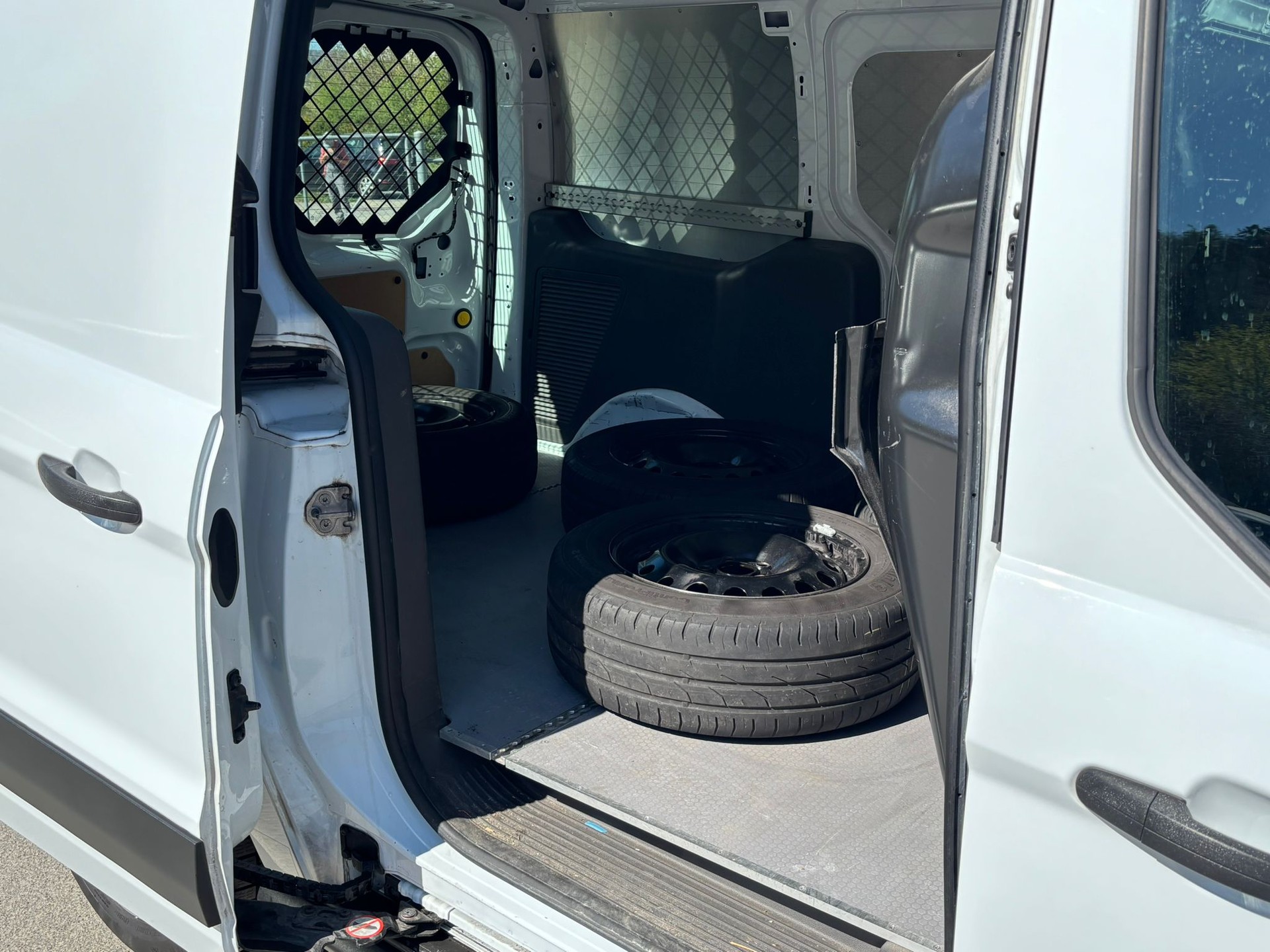 FORD Transit Connect Van T210 1.0 EcoBoost Trend-image-8