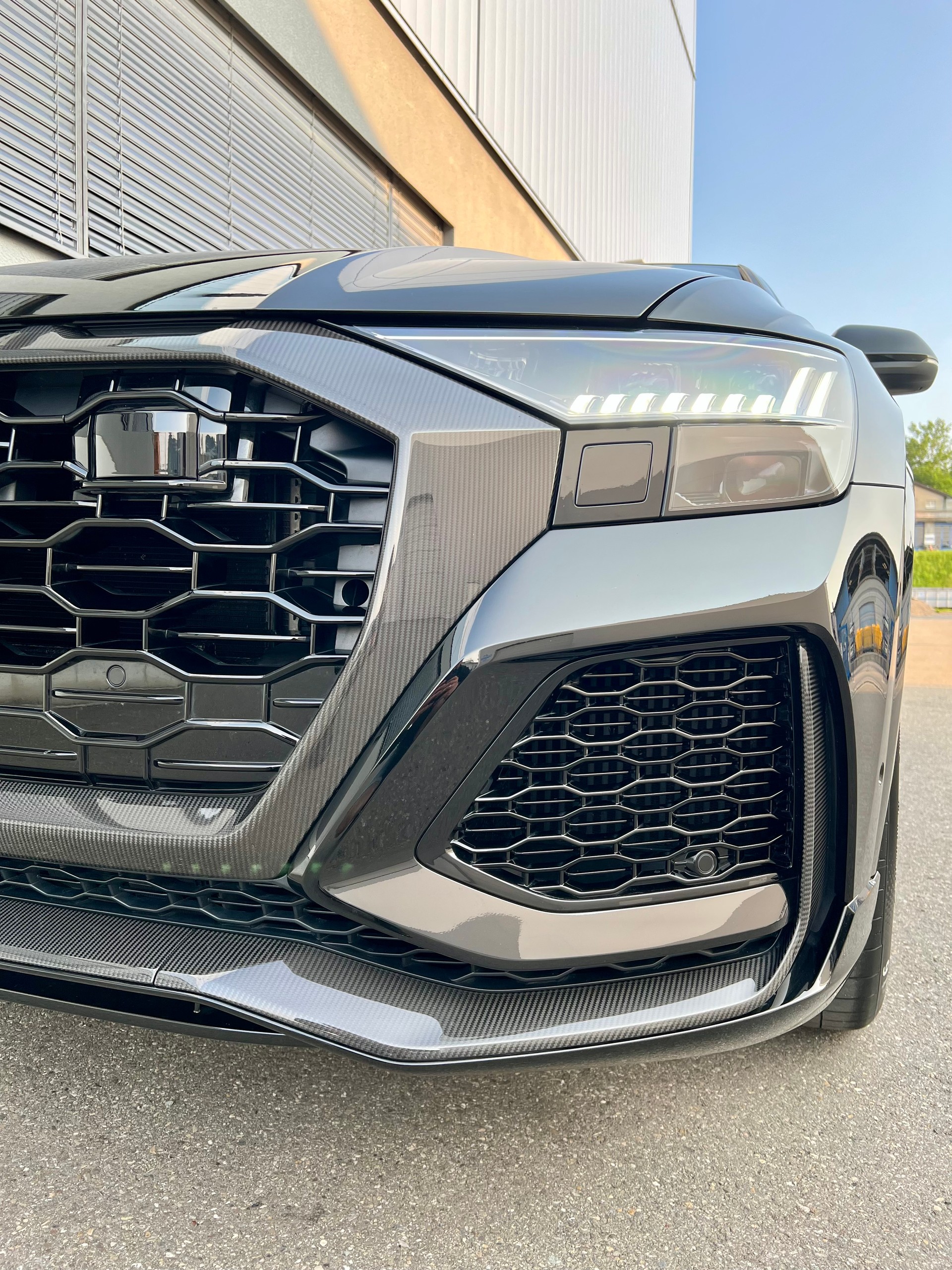 AUDI RSQ8 quattro tiptronic-image-20