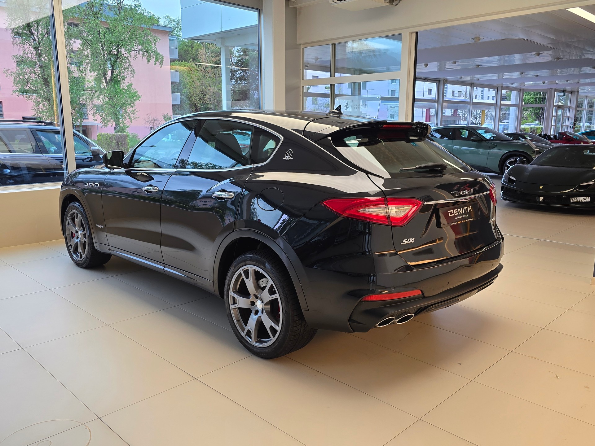 MASERATI Levante S 3.0V6 GranSport Automatica-image-6