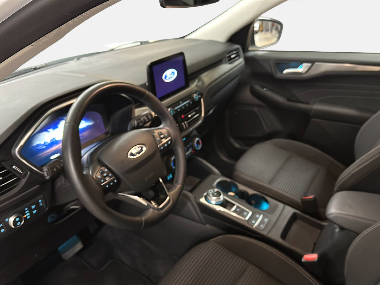 FORD Kuga 2.5 Plug-in Hybrid Titanium-image-14